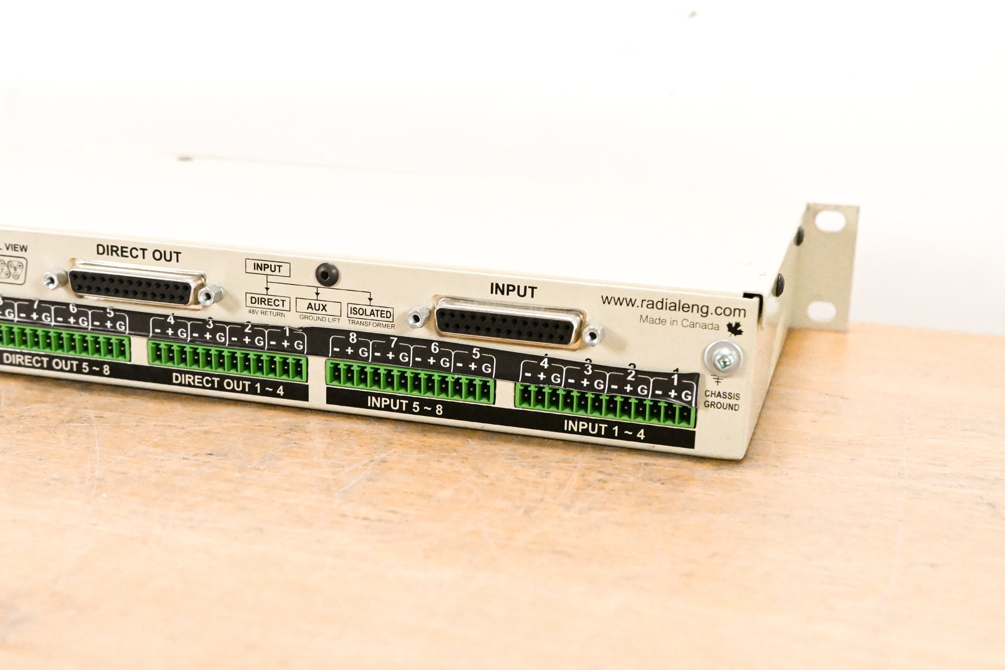 Radial Engineering OX8-j Jensen-Equipped 8-Channel Microphone Splitter