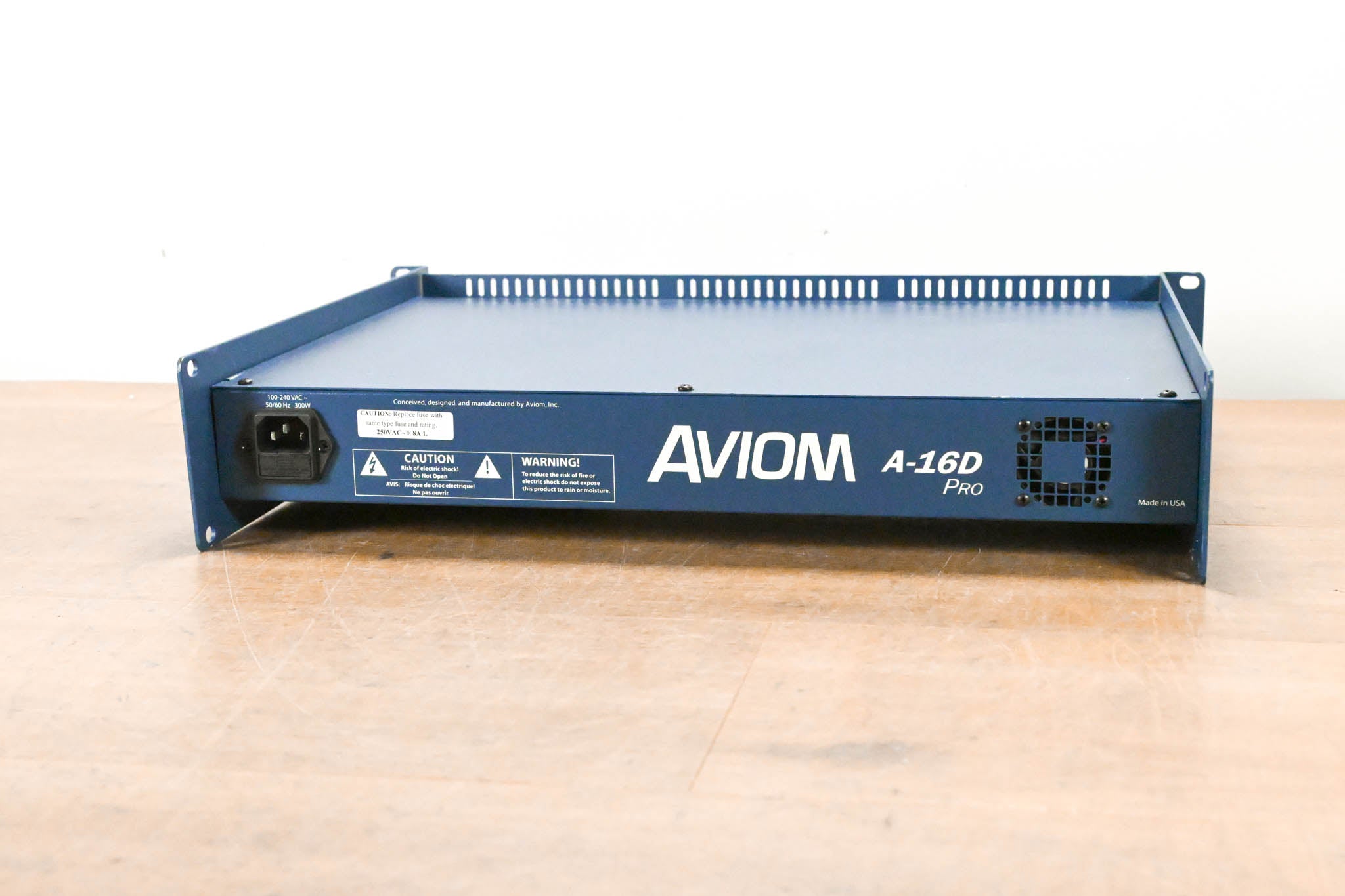 Aviom A-16D Pro A-Net Distributor