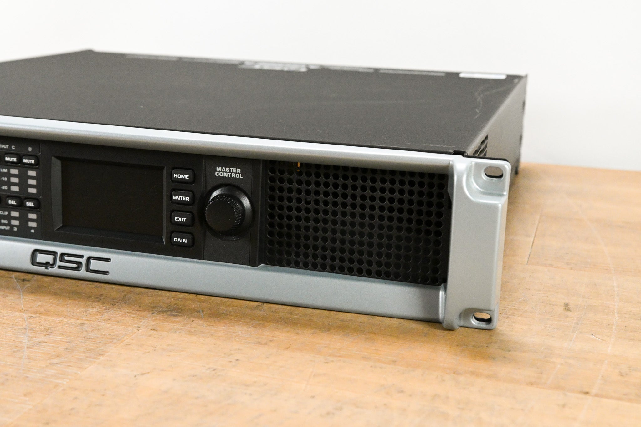 QSC PLD4.5 Four-Channel Power Amplifier with DSP CG016JU