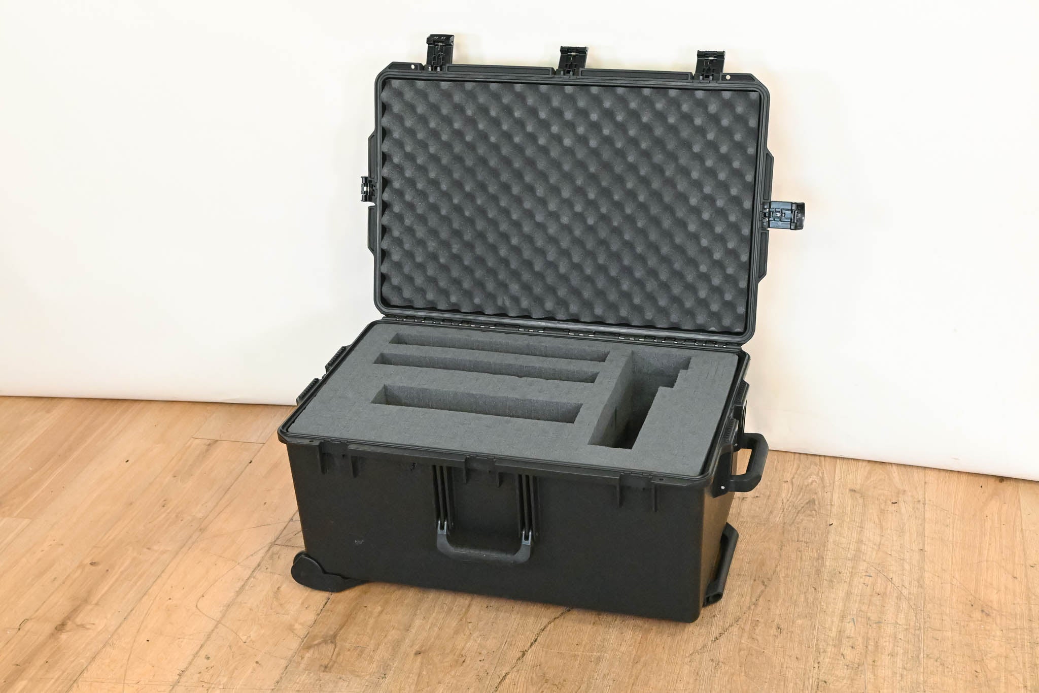 Pelican Storm Case iM2975 - Interior Dimensions: 29.8" x 20.8" x 10.2"