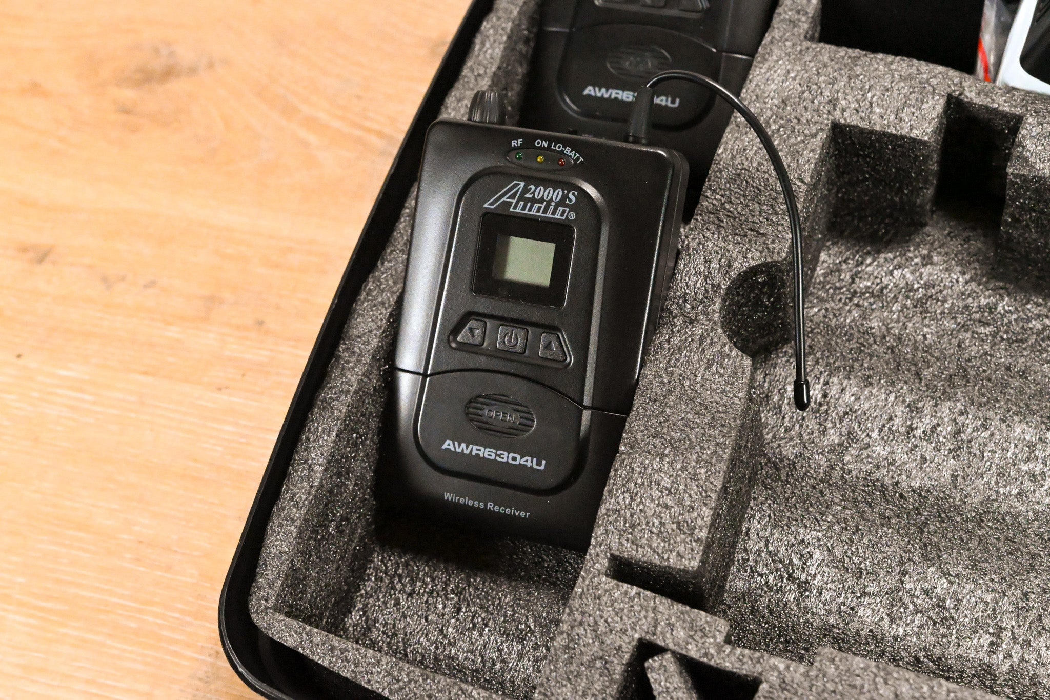 Audio2000's AWM630AU IEM System w/ four Bodypack Receivers: 573-597.8MHz