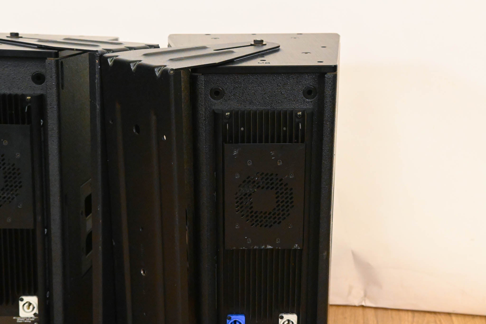 Meyer Sound UPJ-1P Compact VariO Loudspeaker (PAIR)