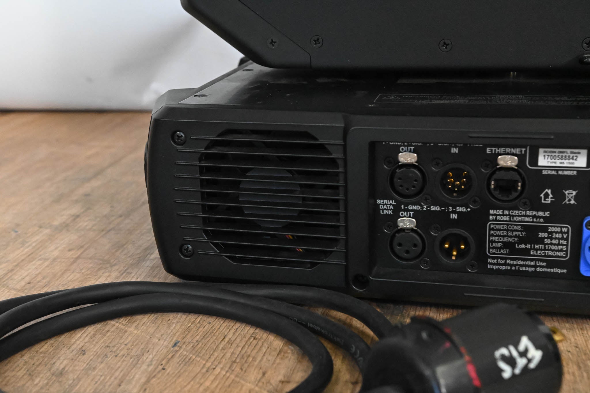 Robe ROBIN BMFL Blade Discharge Lamp Moving Light