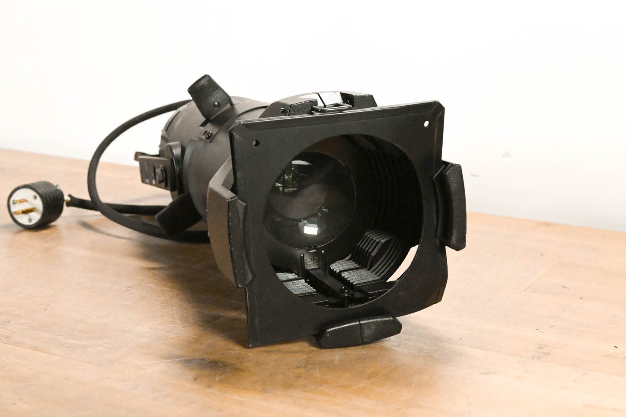 ETC Source Four Jr 26 Degree 575 Ellipsoidal Light