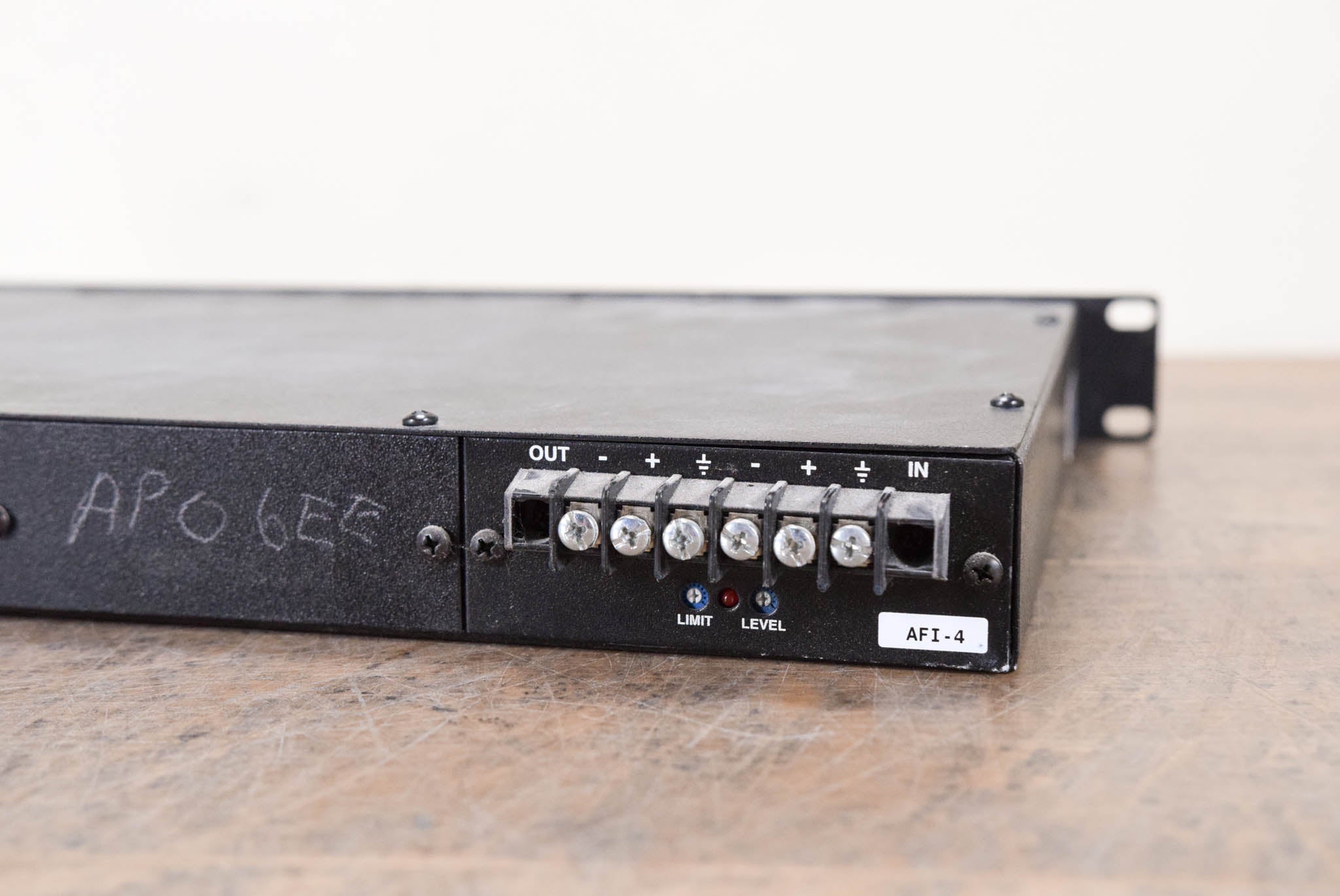 Apogee AFI-Series Controller - AFI-4