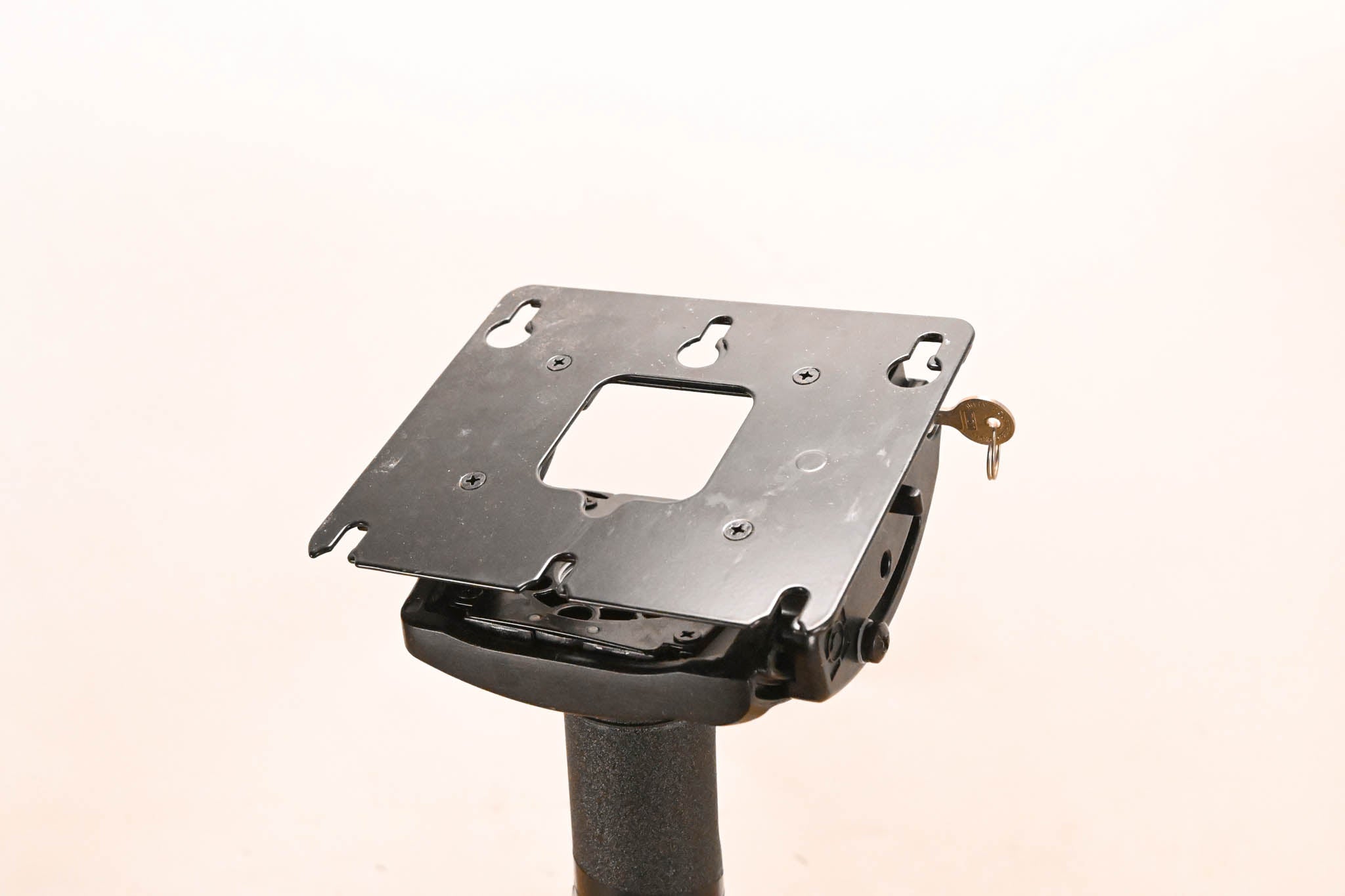 Chief RPMA000 Projector Mount System w/ CMS009012 Column & CMA345 Plate