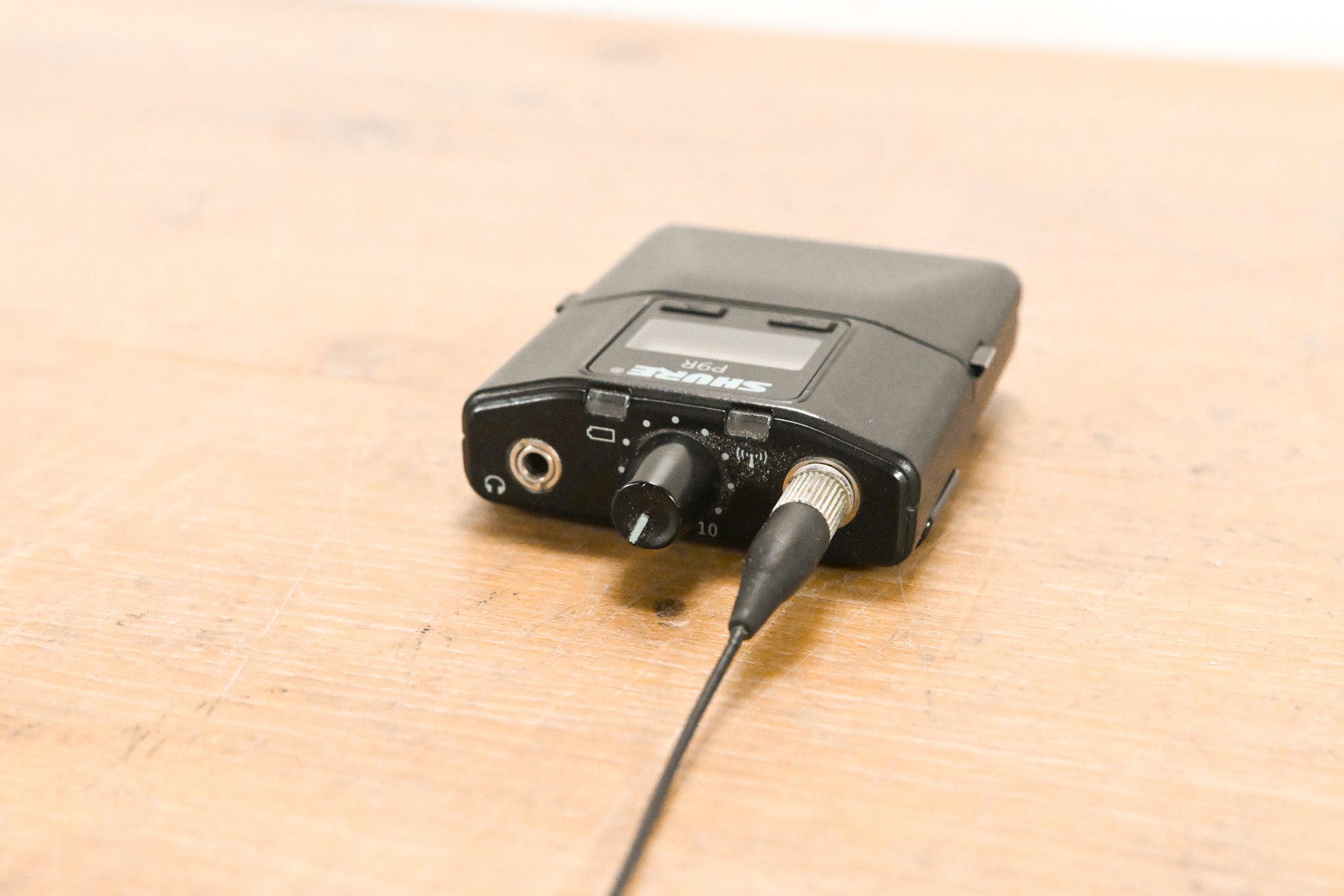 Shure P9R-L6 Wireless Bodypack Receiver - L6 Band: 656-692 MHz