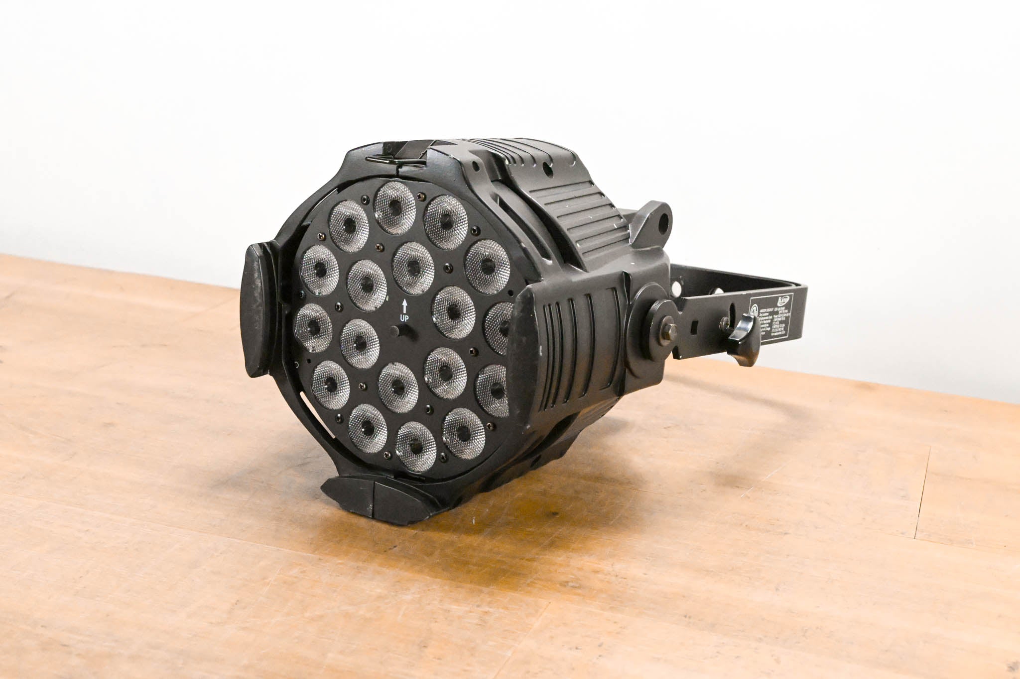 Elation OPTI TRI PAR 18 x 3W Tri Color LED Par