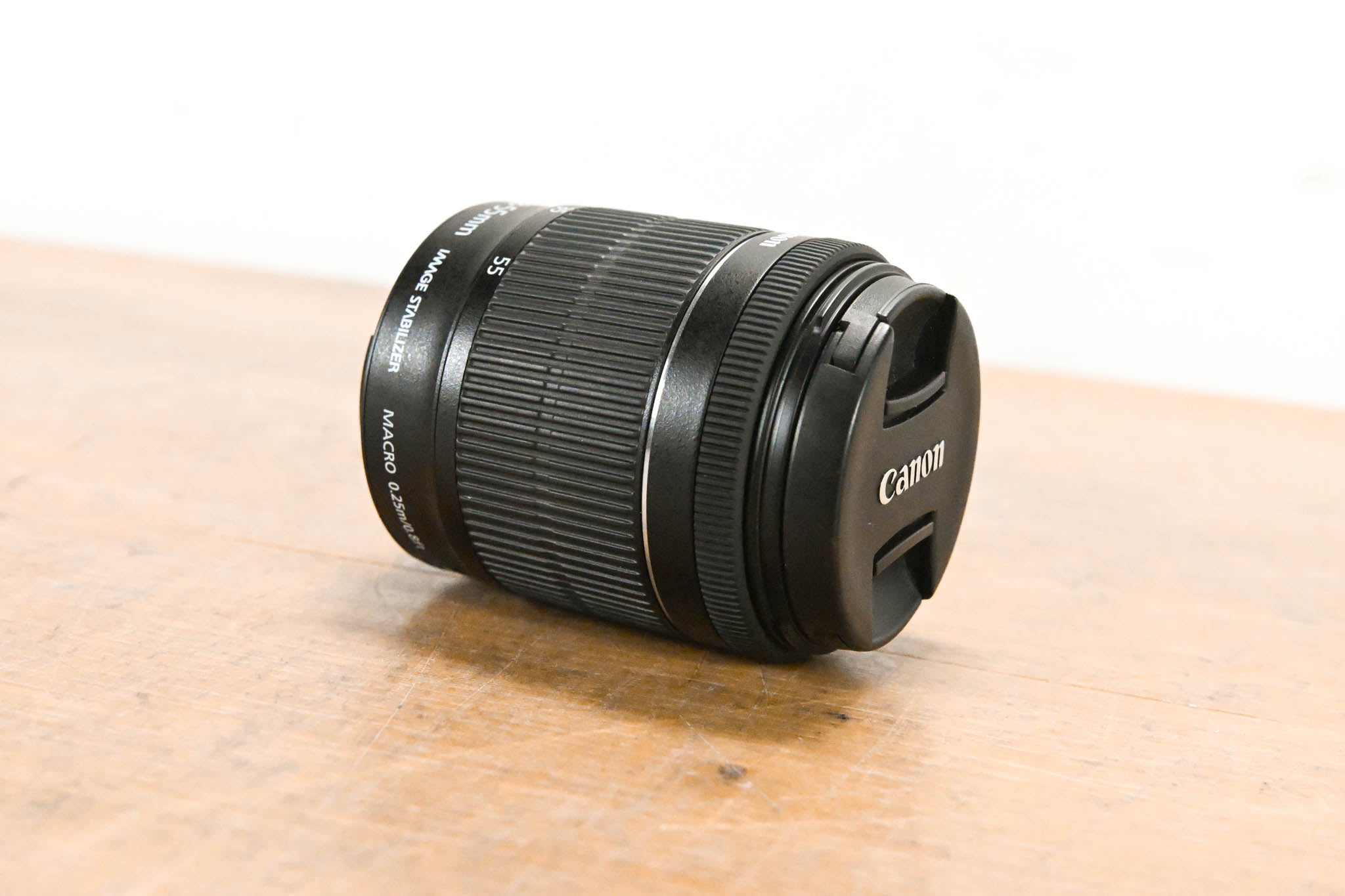 Canon EF-S 18-55mm f/3.5-5.6 IS STM Lens