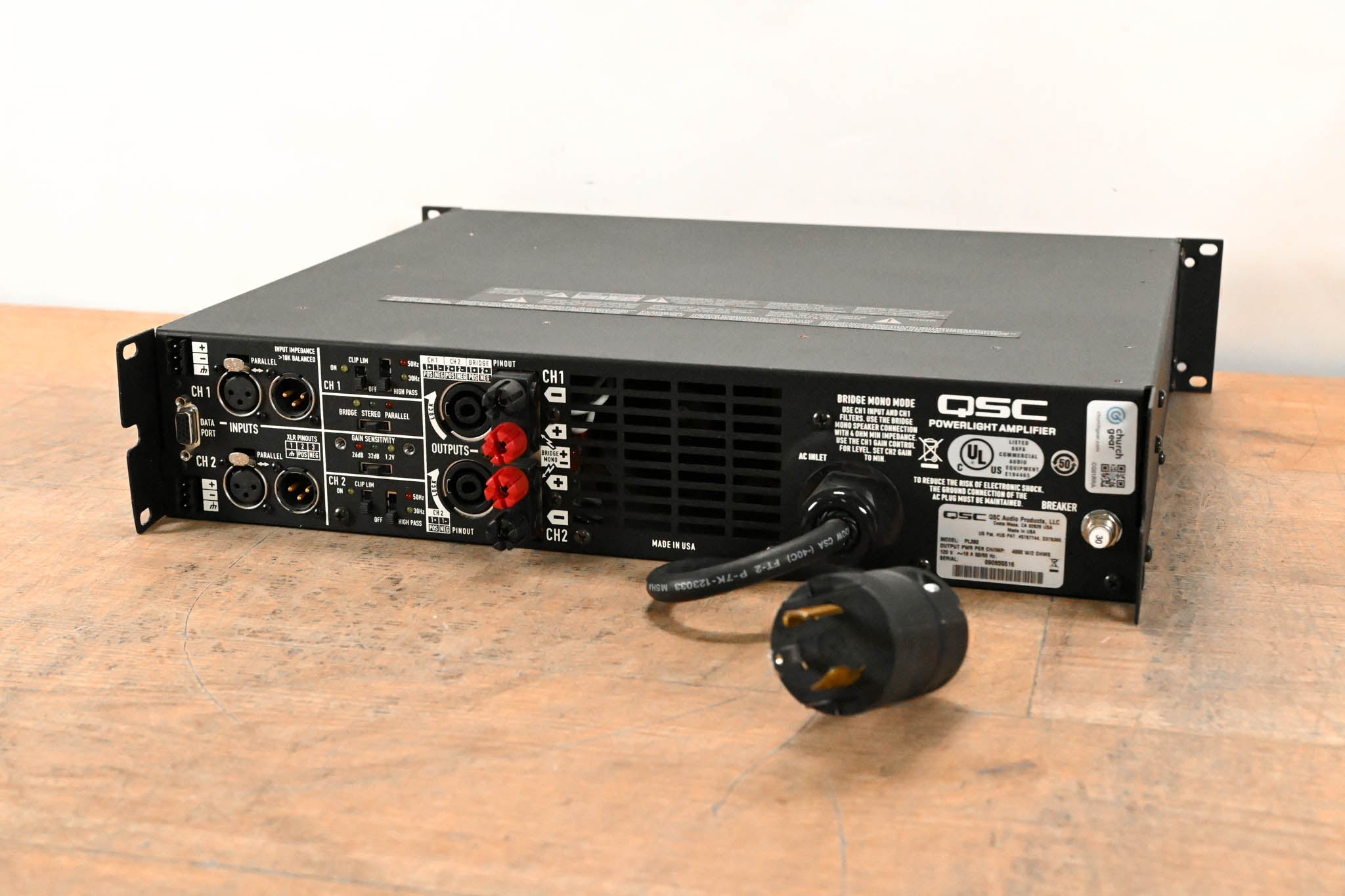 QSC PL380 Powerlight 3 Series 2-Channel Power Amplifier