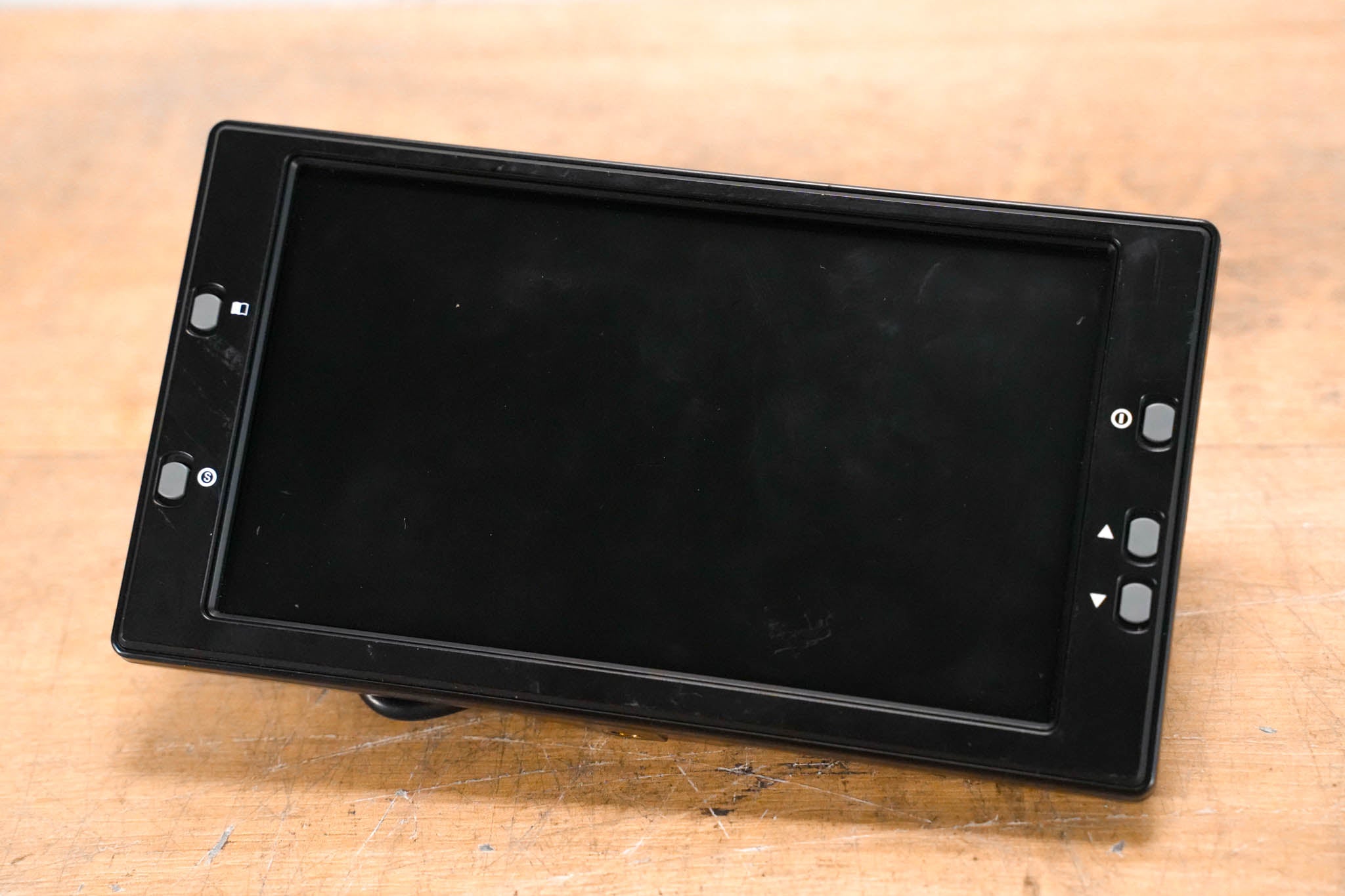 VariZoom VZ-TFT7 7″ LCD Monitor (NO POWER SUPPLY)