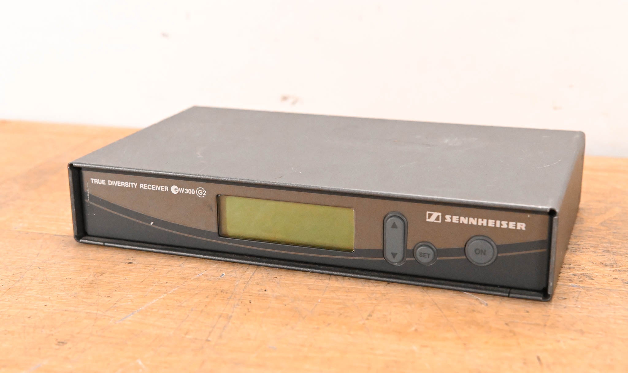Sennheiser EM 300 G2 Wireless Receiver - 626-662 MHz (NO POWER SUPPLY)