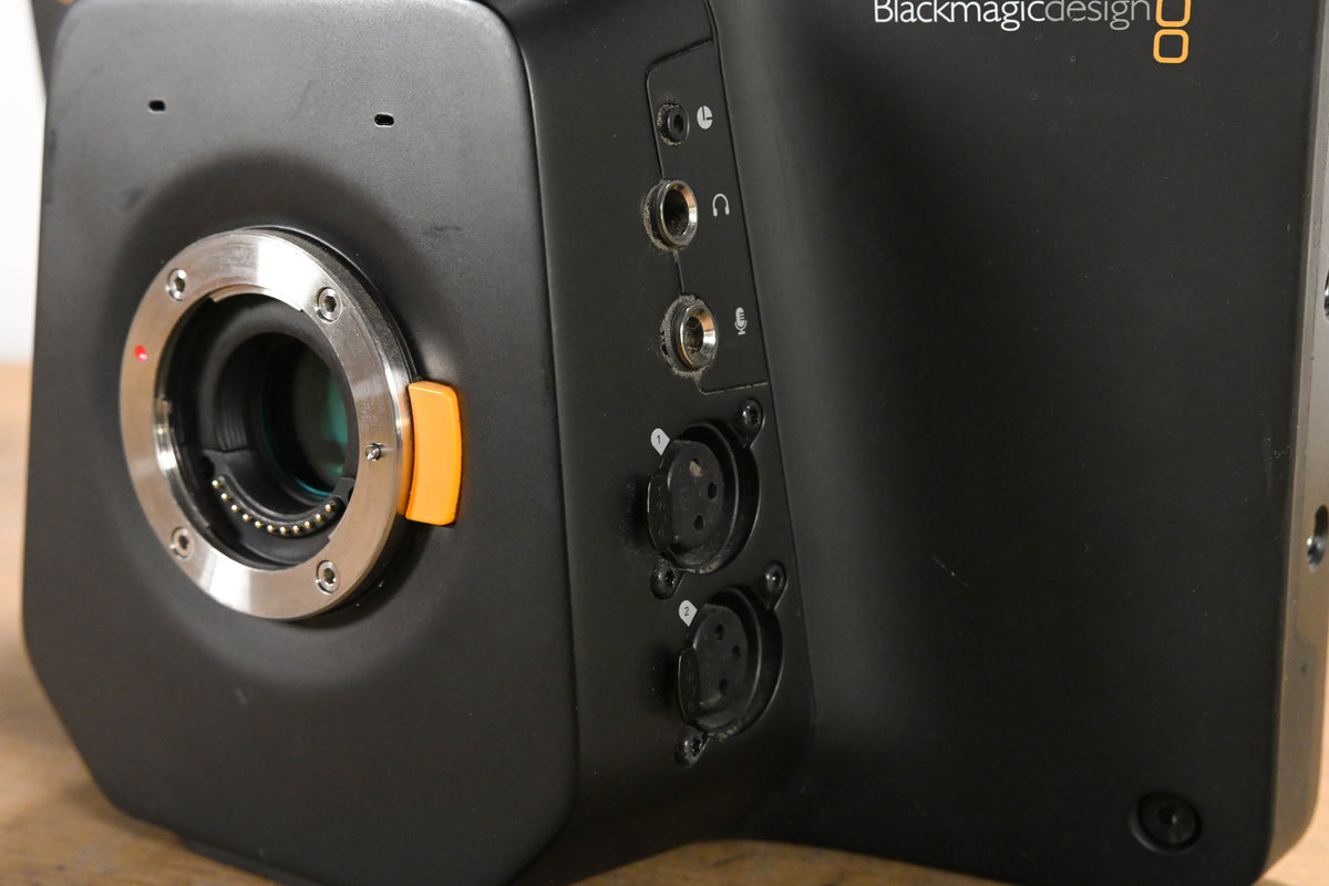 Blackmagic Design Studio Camera 4K 2