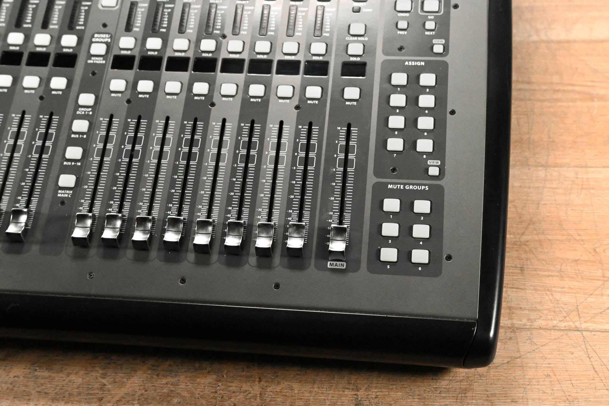 Behringer X32 Compact 40-Channel Digital Audio Console
