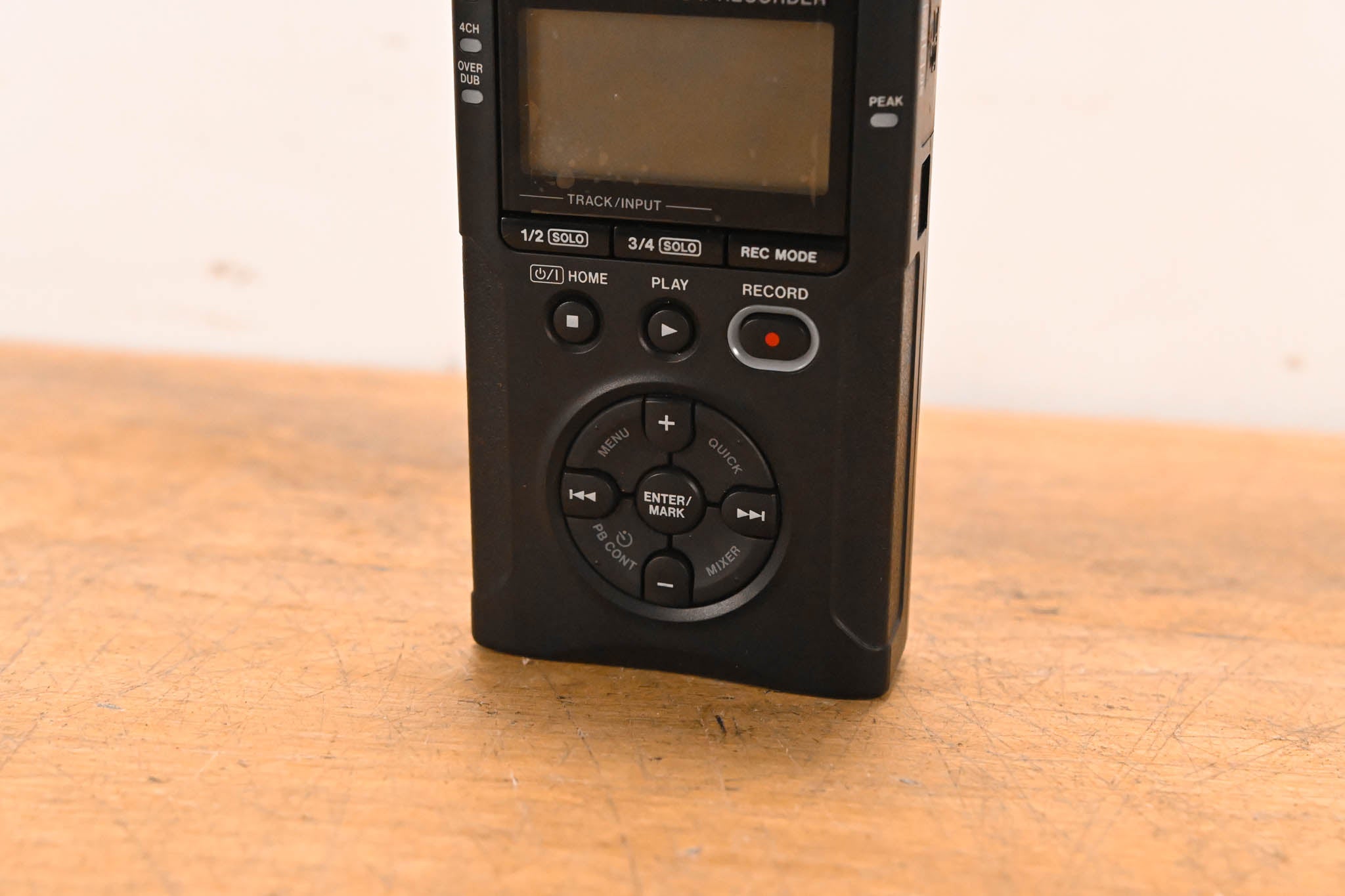 TASCAM DR-40 Handheld 4-Track Recorder