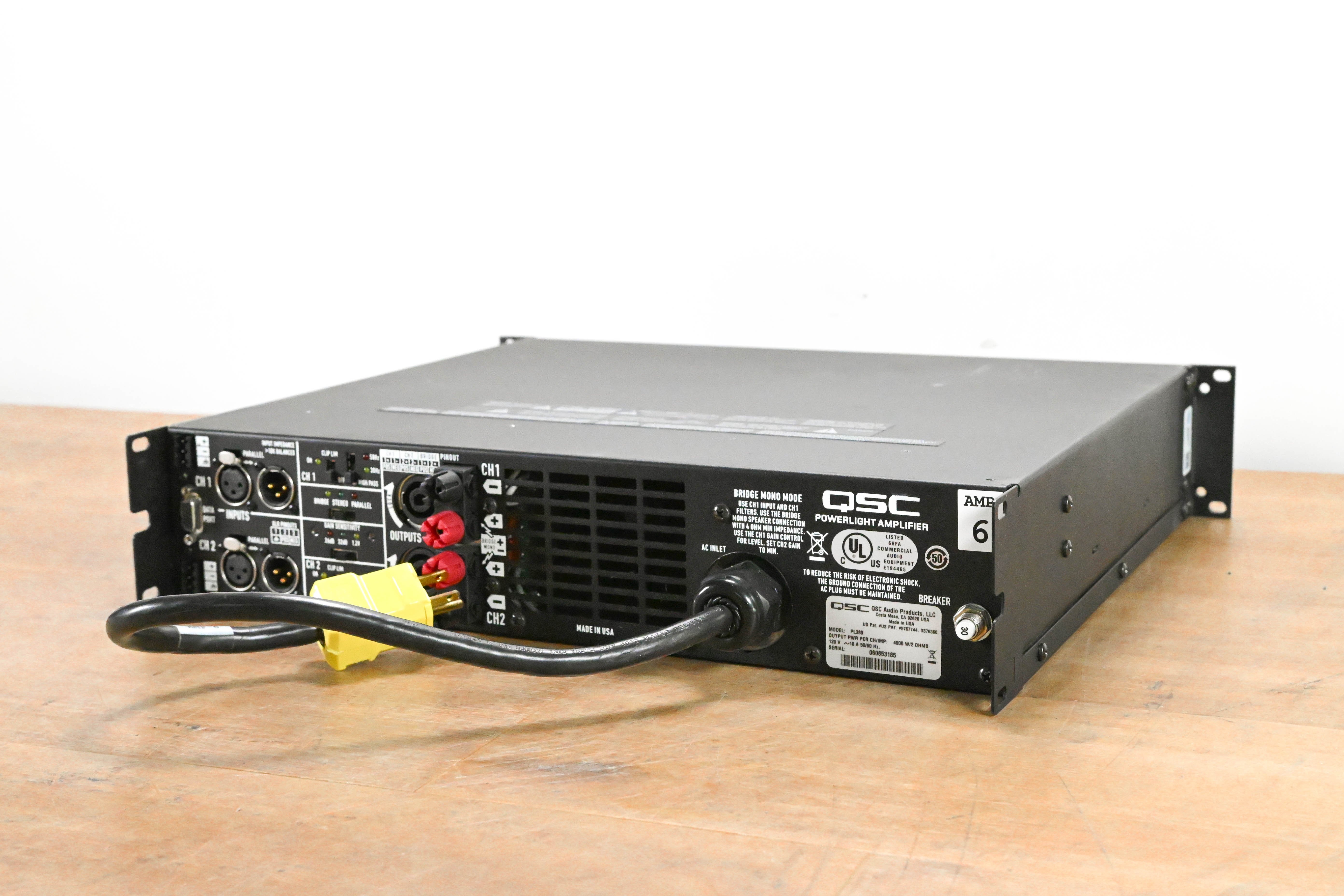 QSC PL380 Powerlight 3 Series 2-Channel Power Amplifier