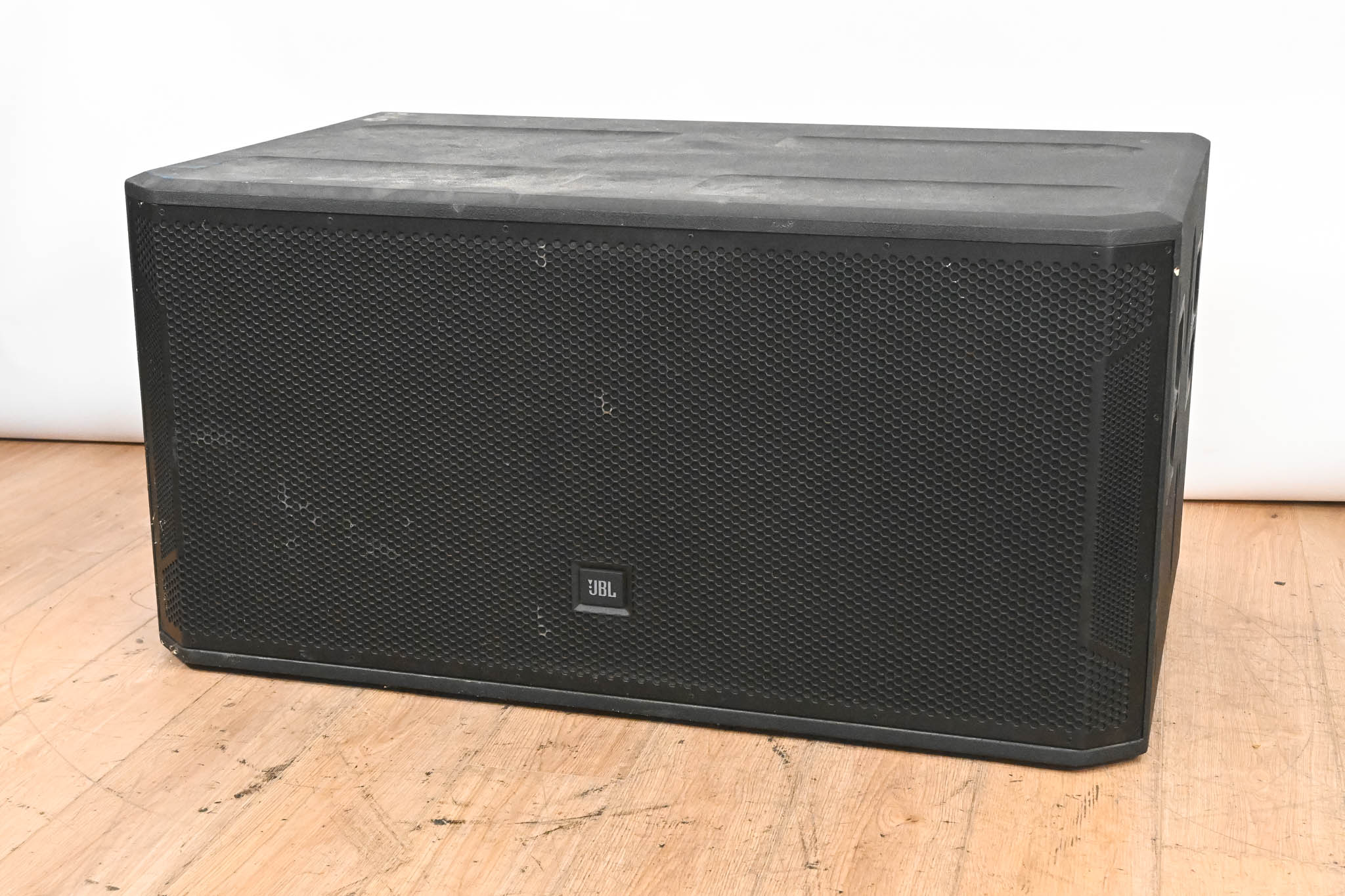 JBL STX828S Dual 18" Bass Reflex Subwoofer