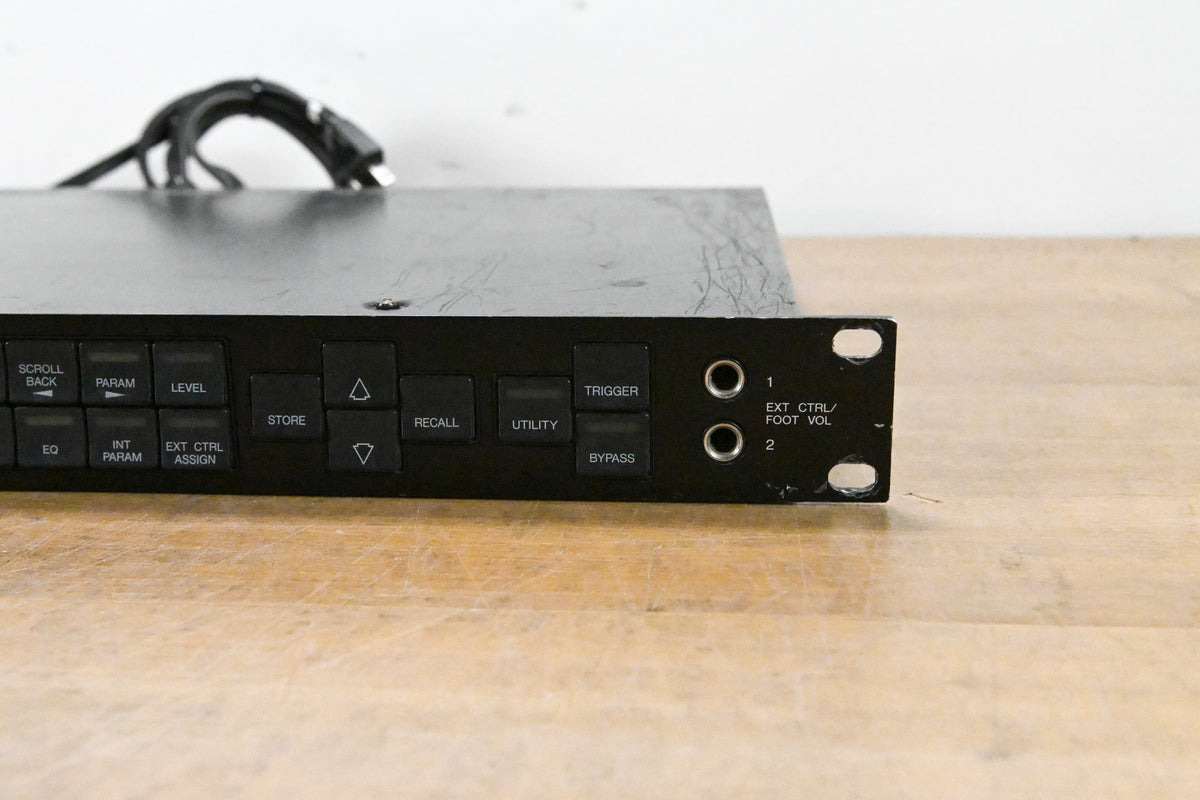 Yamaha SPX900 Digital Multi-Effects Processor
