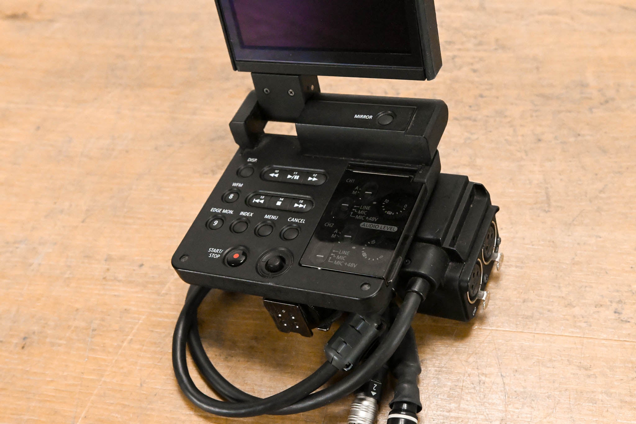 Canon C300/C500 Monitor