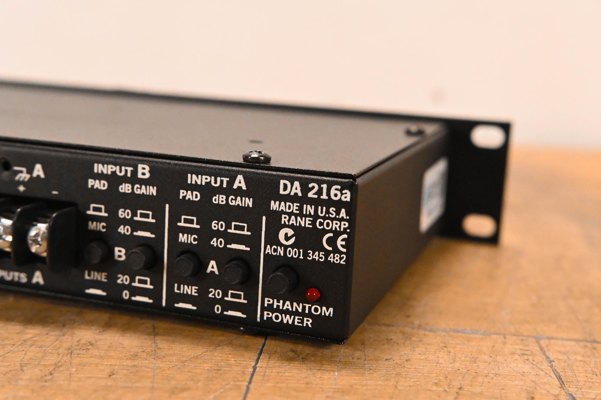 Rane DA216A 2-Input, 16-Output Distribution Line Amplifier (NO PSU)