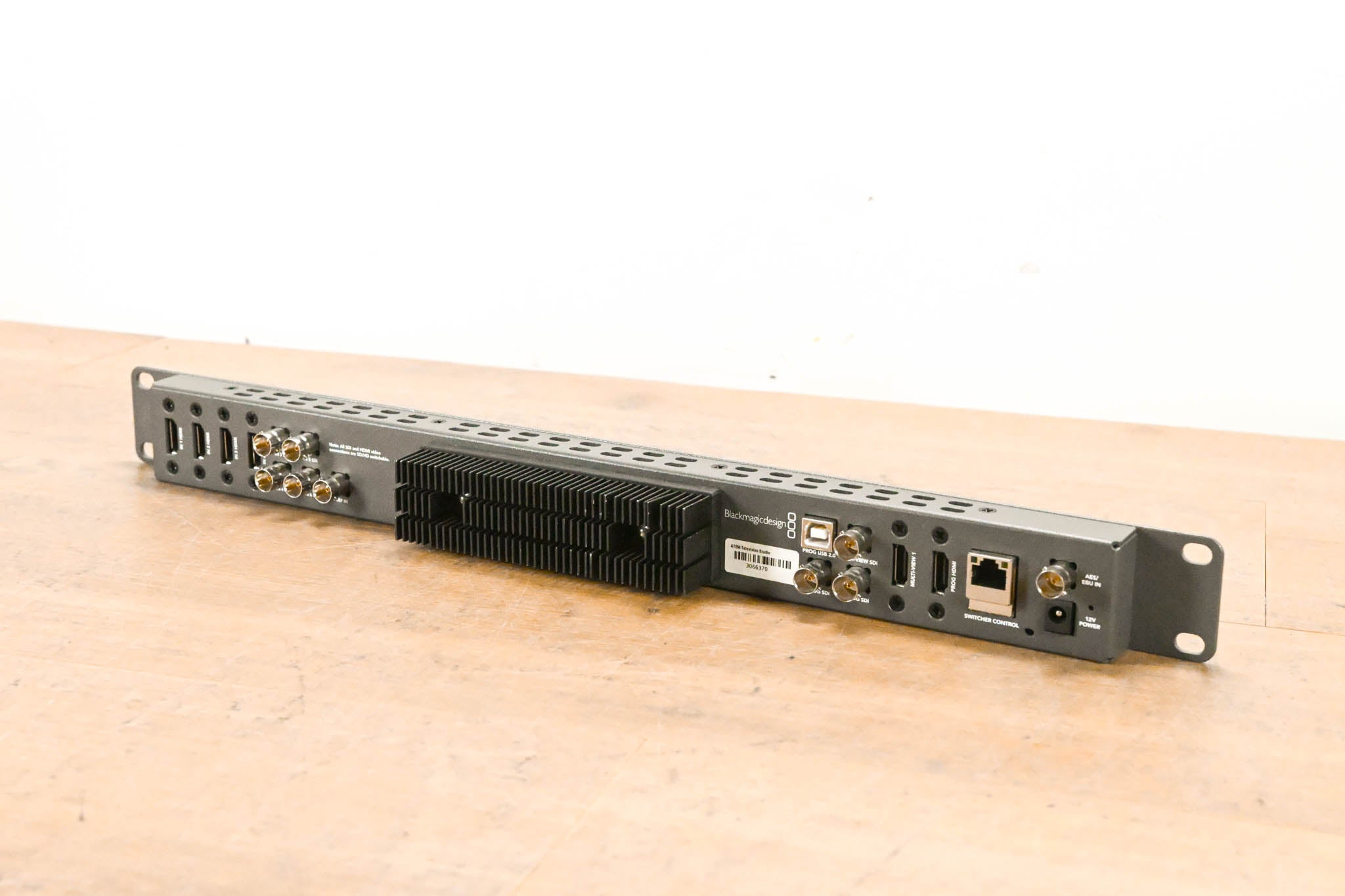 Blackmagic Design ATEM Television Studio (NO POWER SUPPLY)