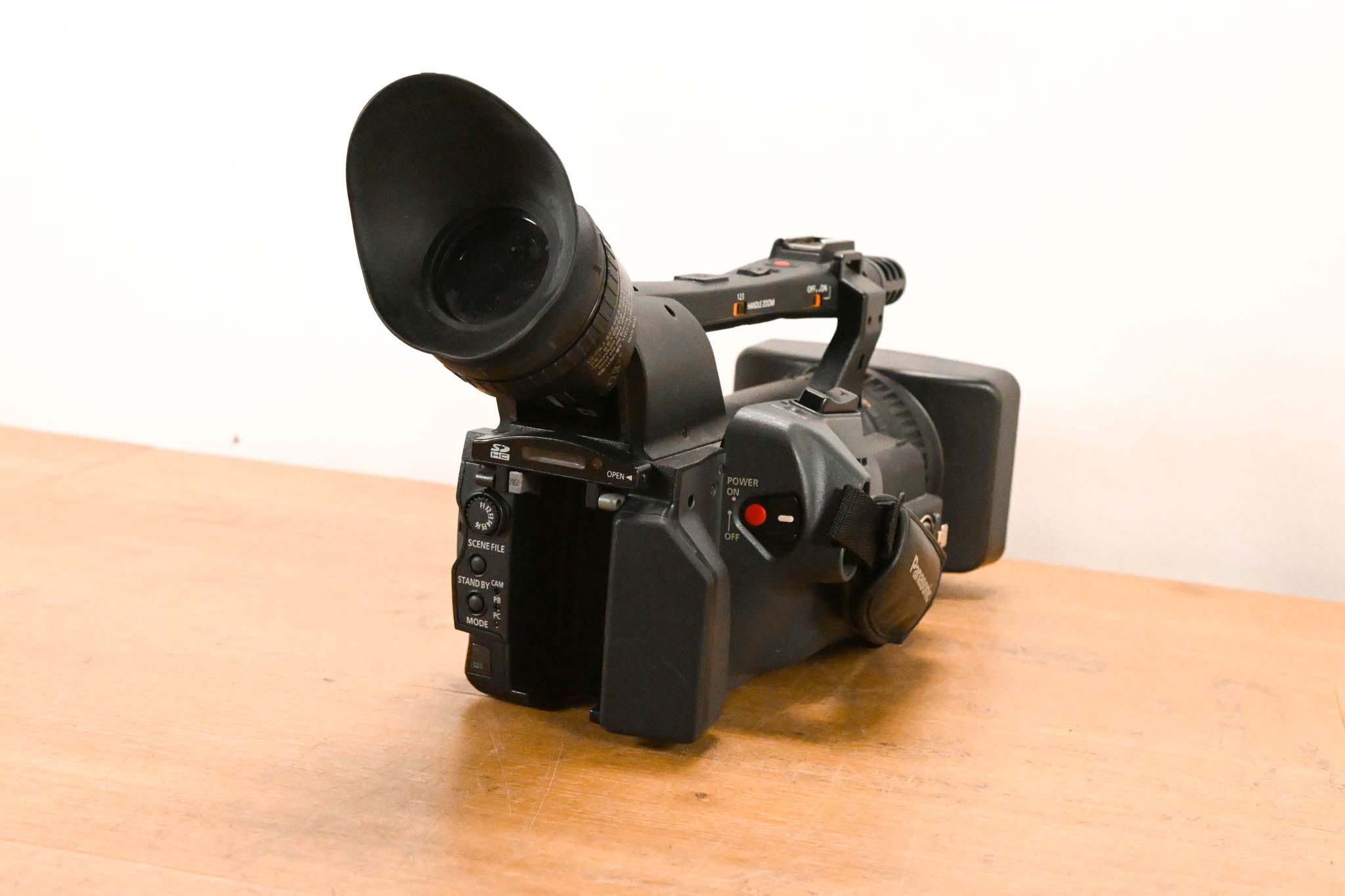 Panasonic AG-HMC150P AVCCAM Camcorder
