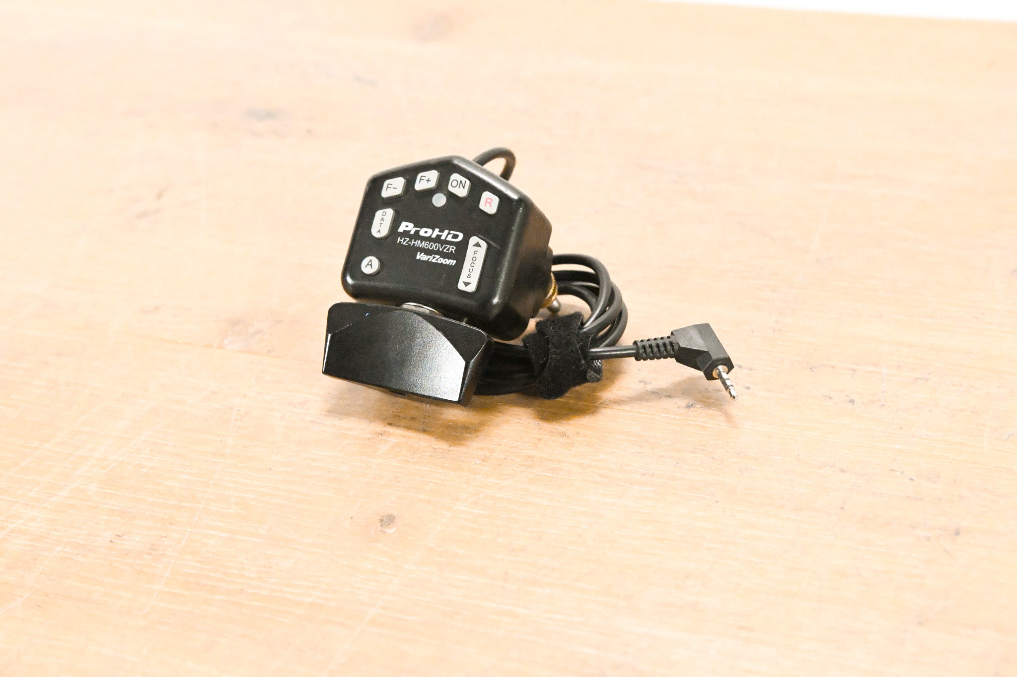 JVC HZ-HM600VZR Remote Lens Control