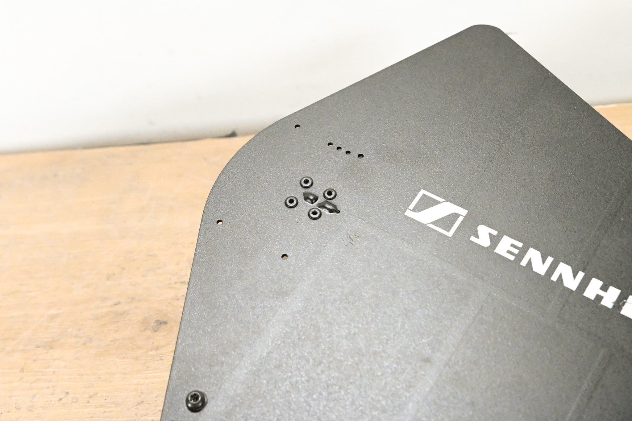 Sennheiser A-2003-UHF Passive Directional Antenna - 450-960 MHz