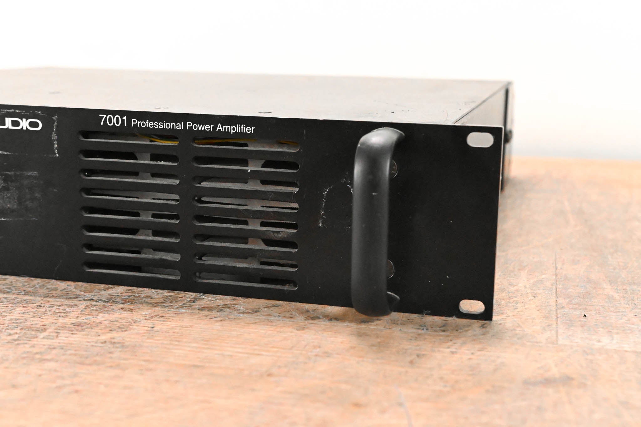 Crest Audio 7001 2-Channel Power Amplifier