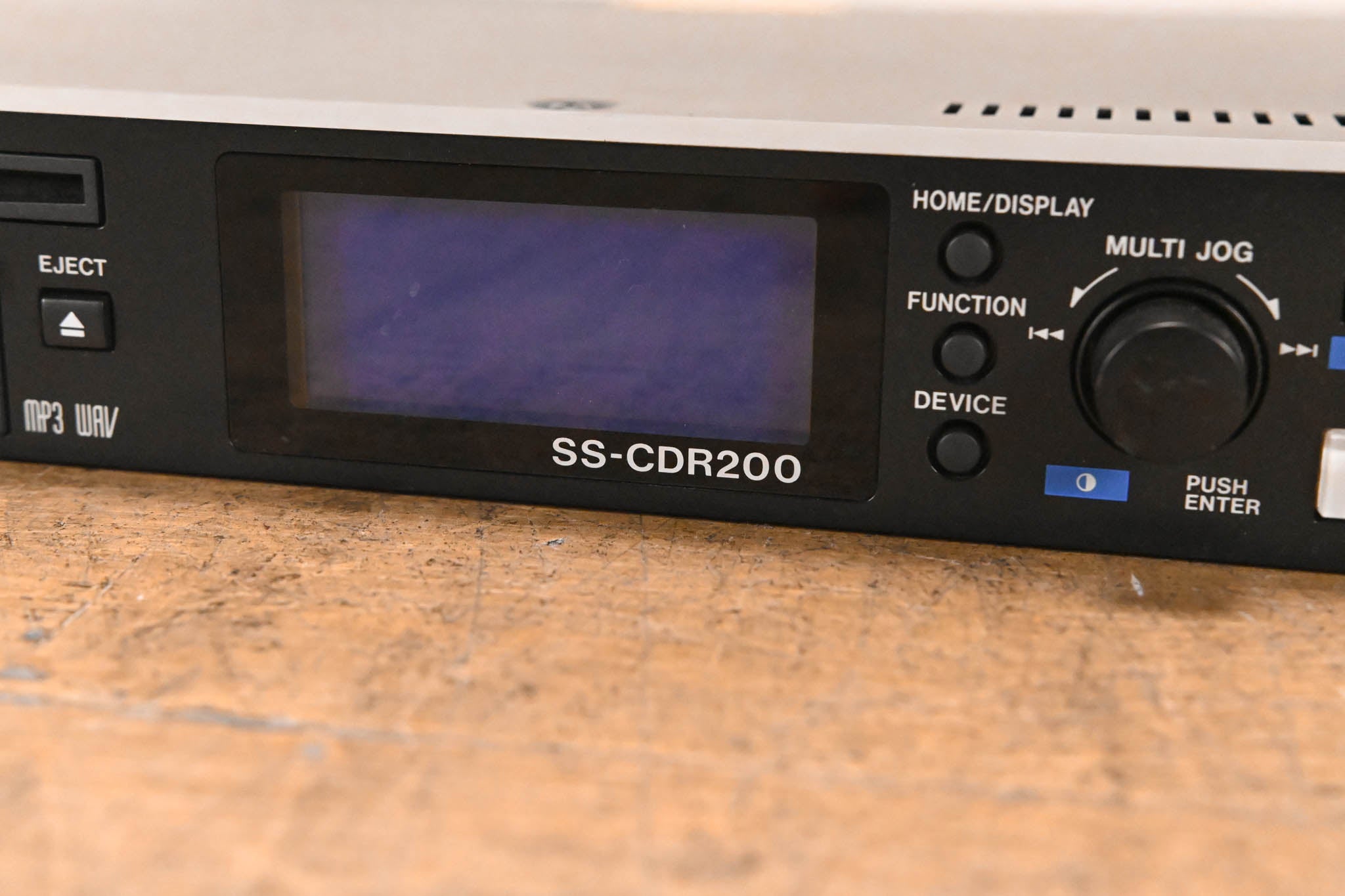 TASCAM SS-CDR200 Solid State and CD Digital Audio Recorder