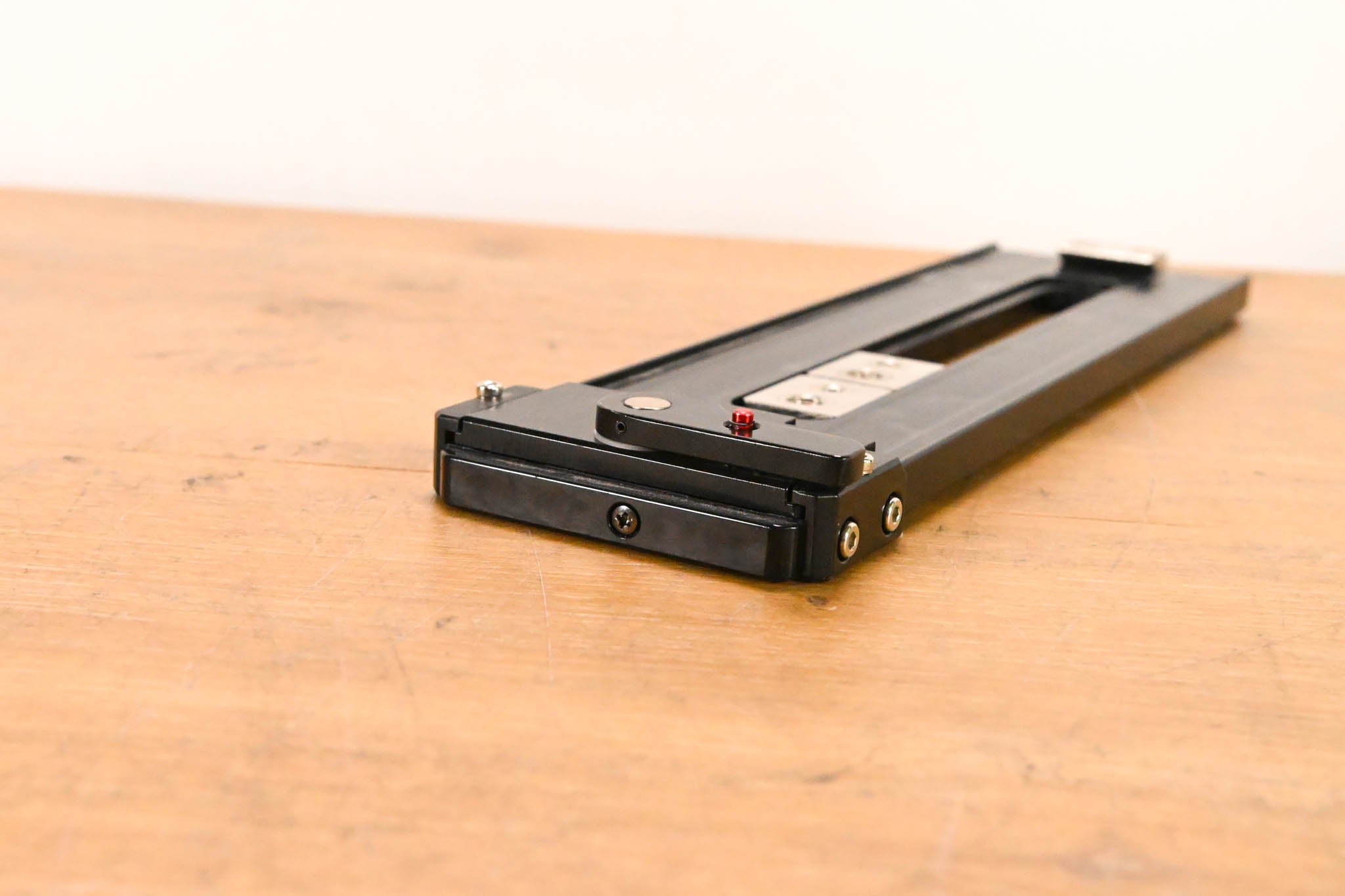 Hitachi TA-Z3 Tripod Quick Release Adapter
