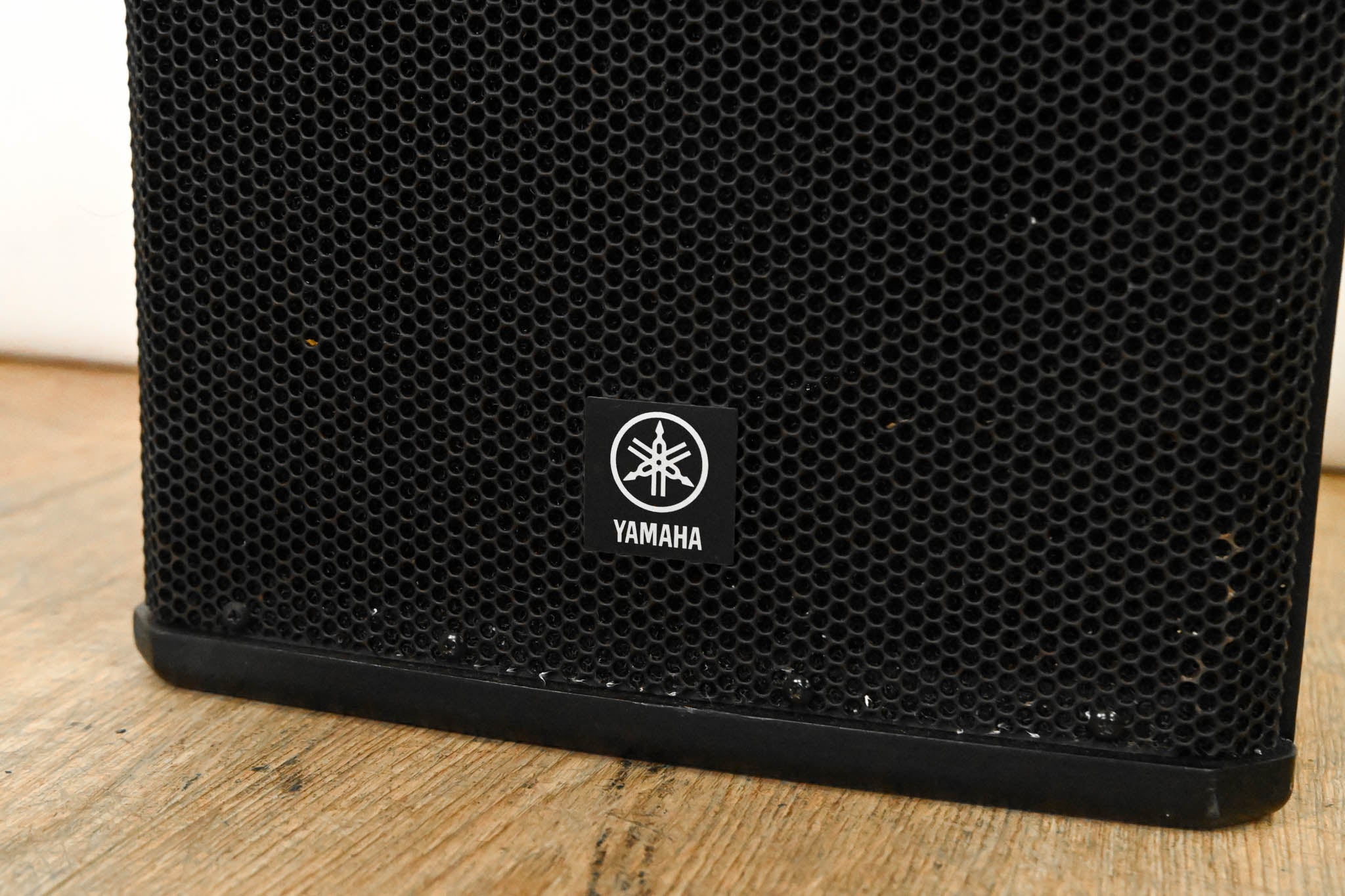 Yamaha IF2208 Dual 8" 2-Way Full-Range Loudspeaker