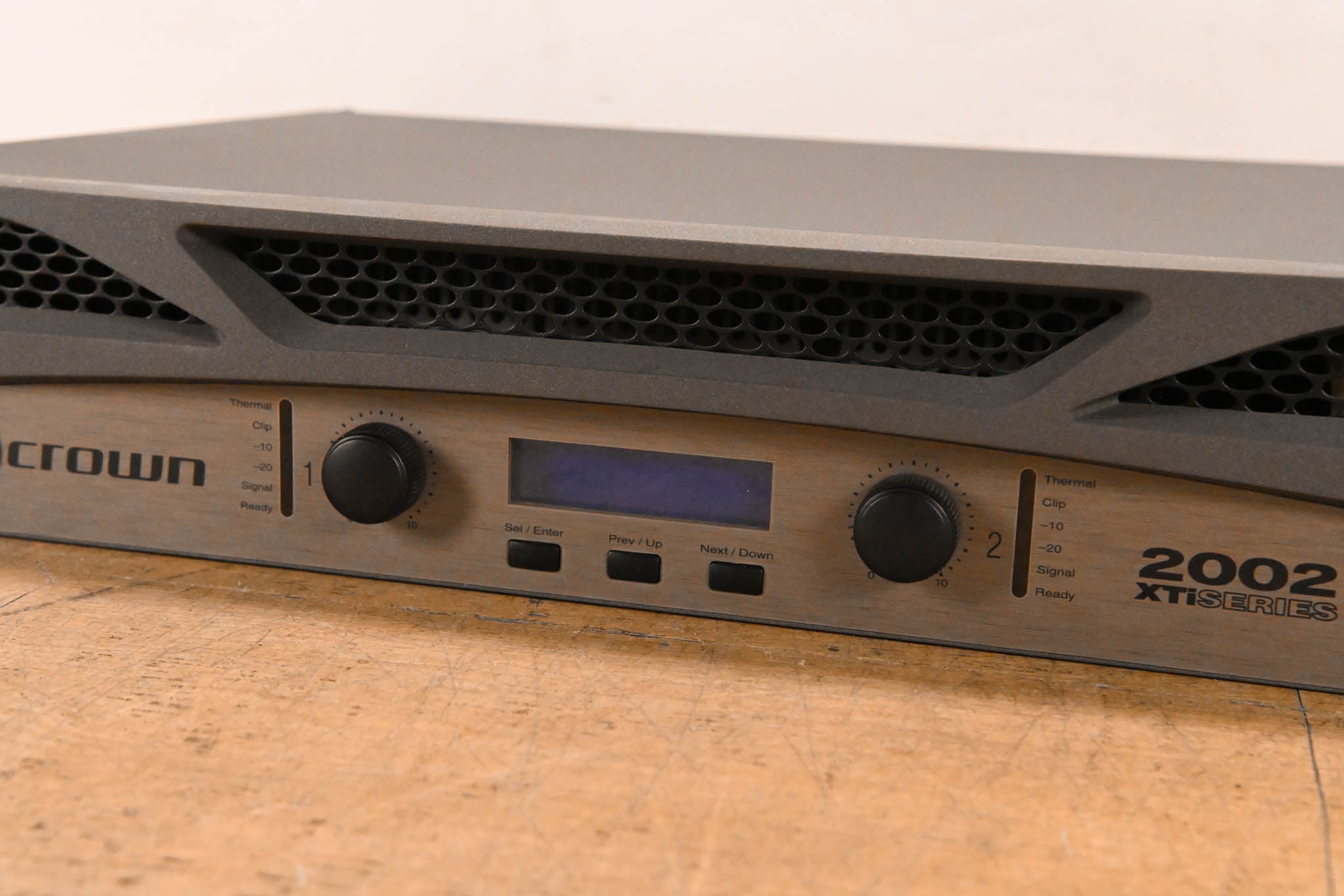 Crown XTi 2002 2-Channel Power Amplifier