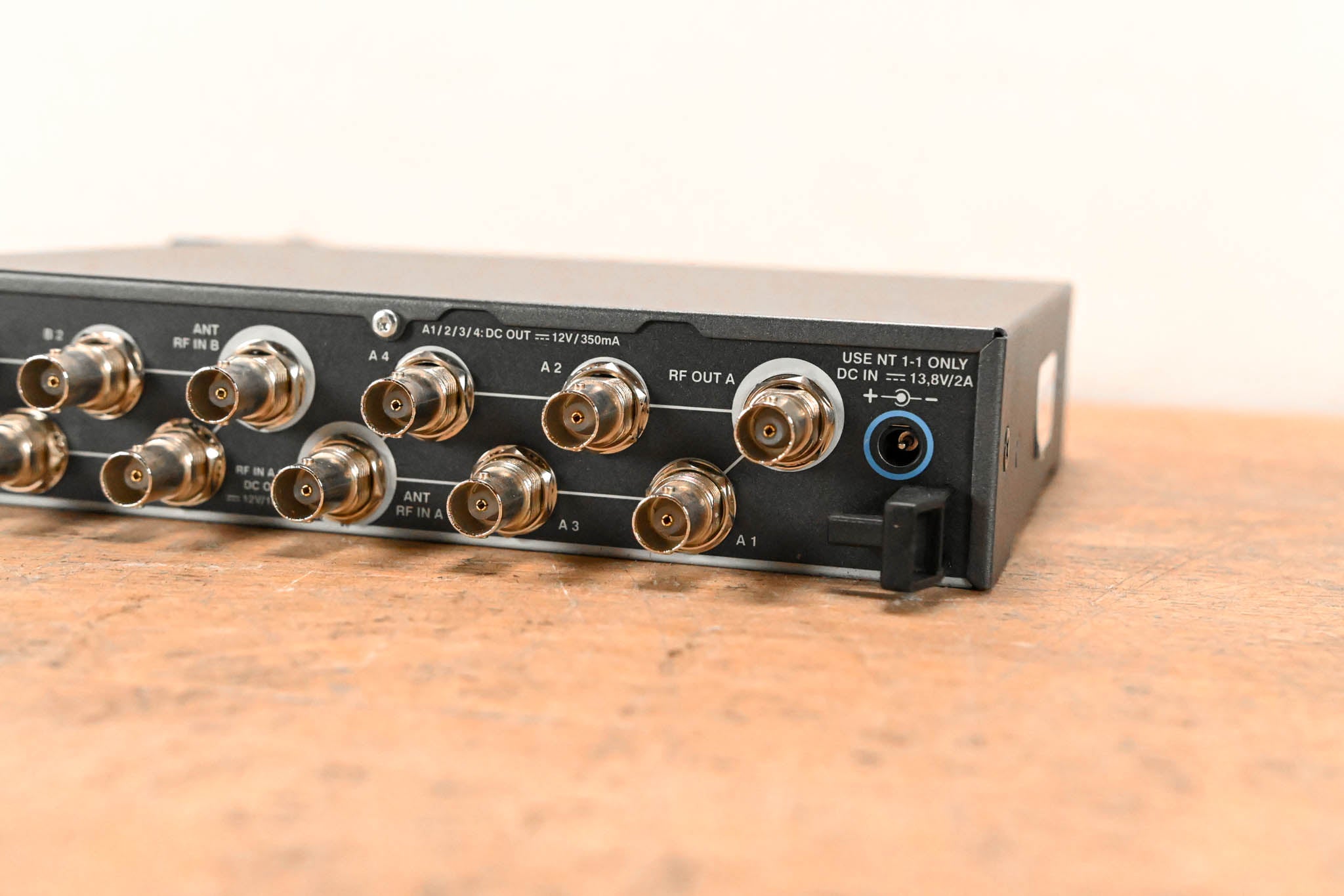 Sennheiser ASA 1 Active Antenna Splitter - 500-870 MHz (NO POWER SUPPLY)