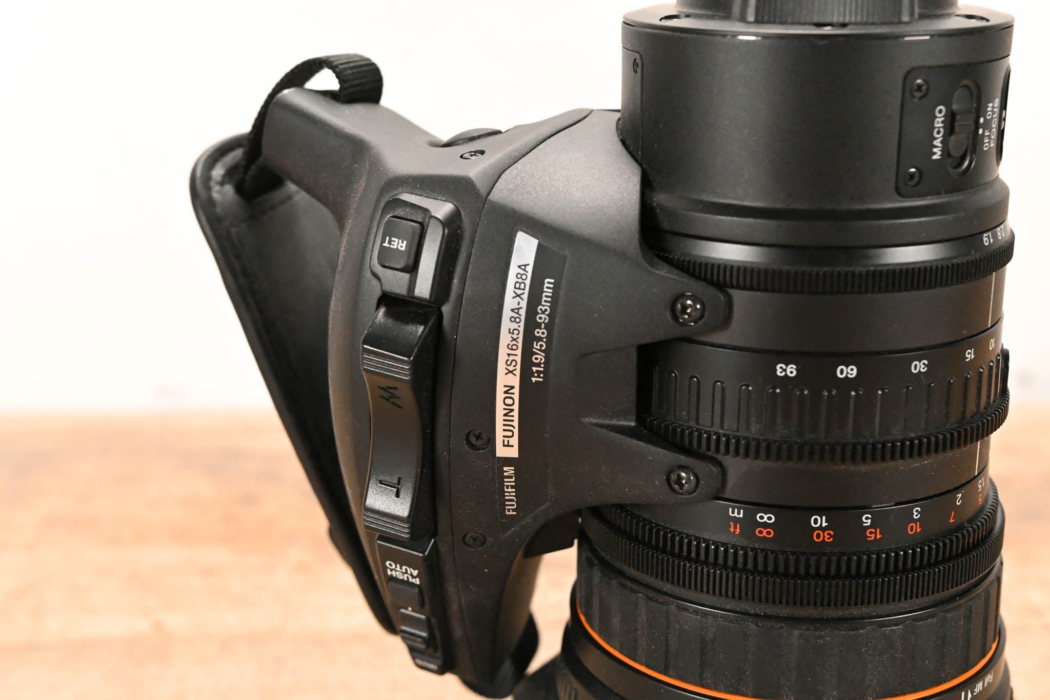 Fujinon XS16x5.8A-XB8A 1:1.9/5.8-93mm 1/2