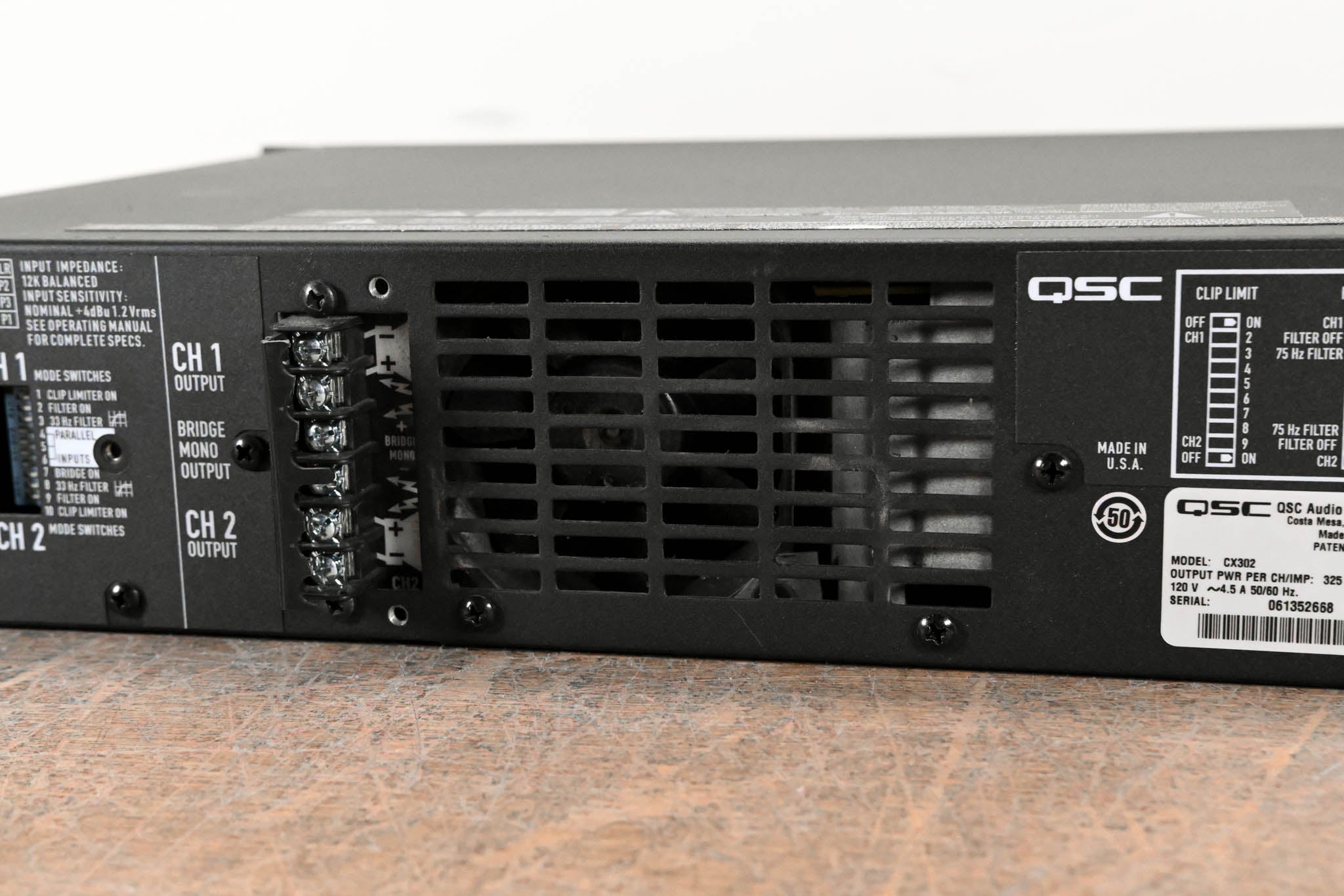 QSC CX302 2-Channel Power Amplifier