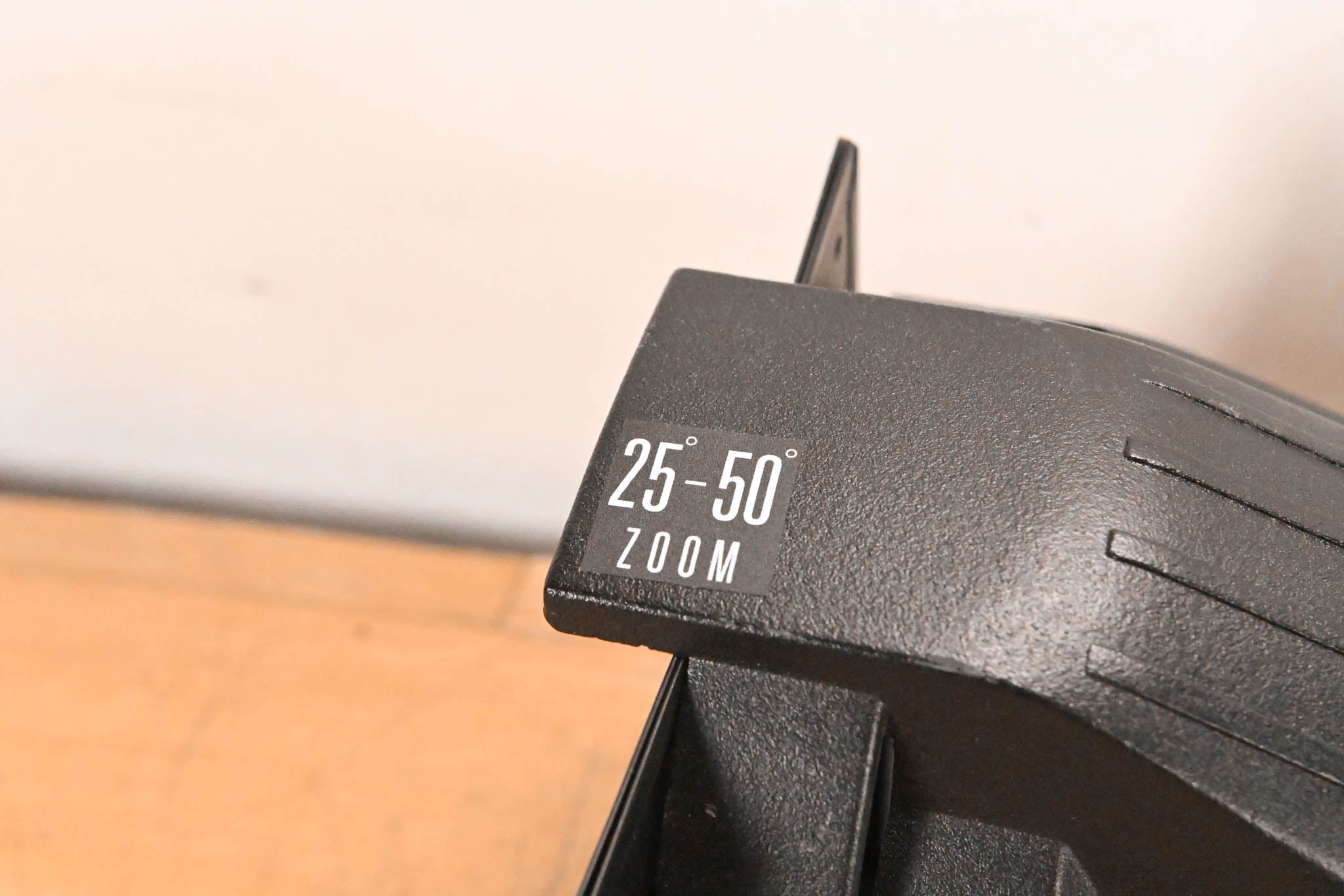 ETC Source Four Jr 25-50 Degree Zoom 575 Ellipsoidal Light