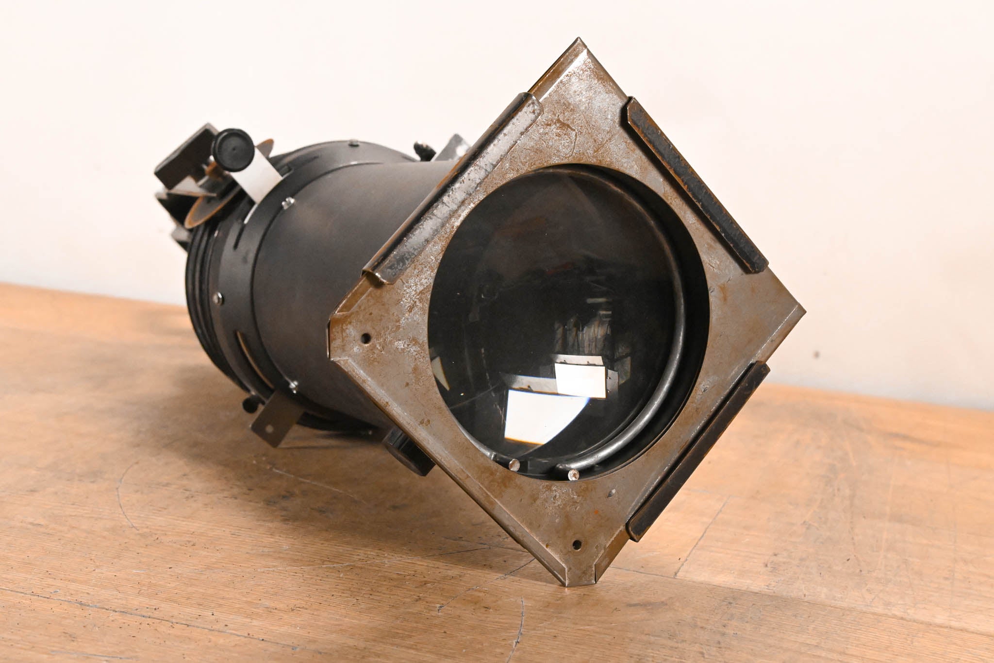 Altman 360Q 6" x 12" 750W Ellipsoidal Light