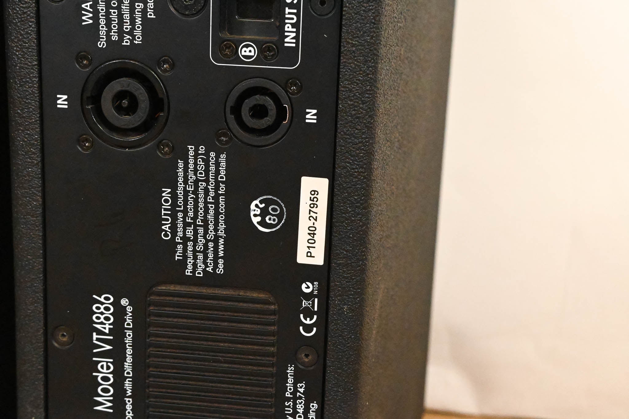 JBL VT4886 Dual 6.5" Passive Compact Line Array Loudspeakers (PAIR)