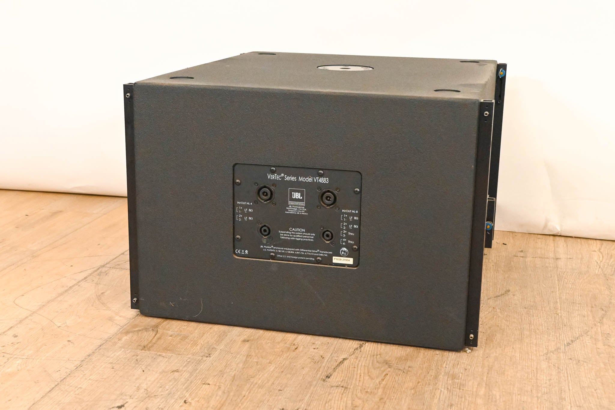 JBL VT4883 Subcompact Dual 12" Cardioid-Arrayable Subwoofer