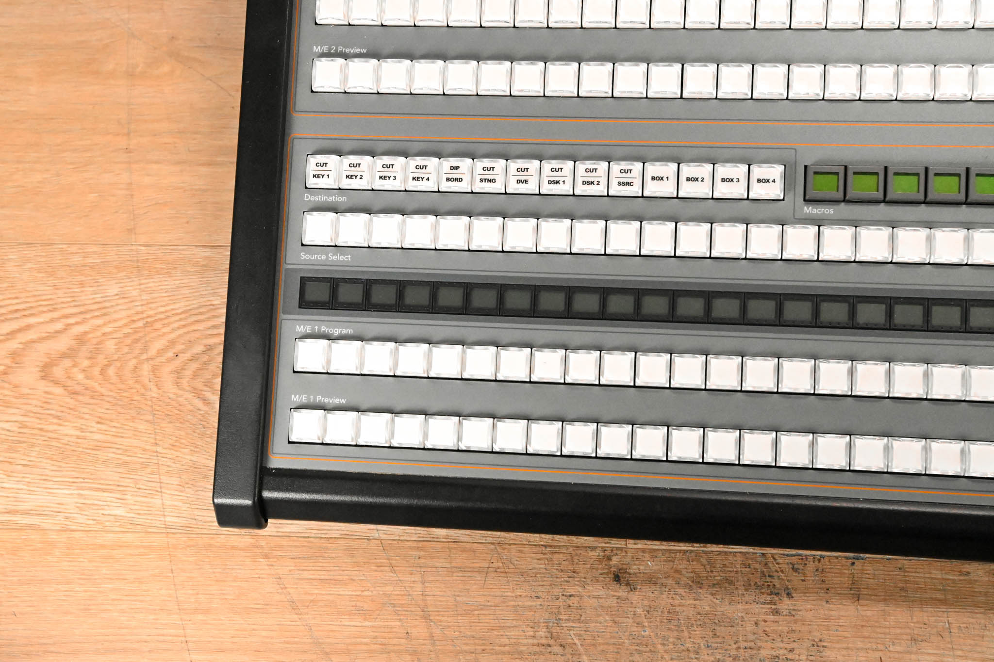 Blackmagic Design ATEM 2 M/E Broadcast Panel