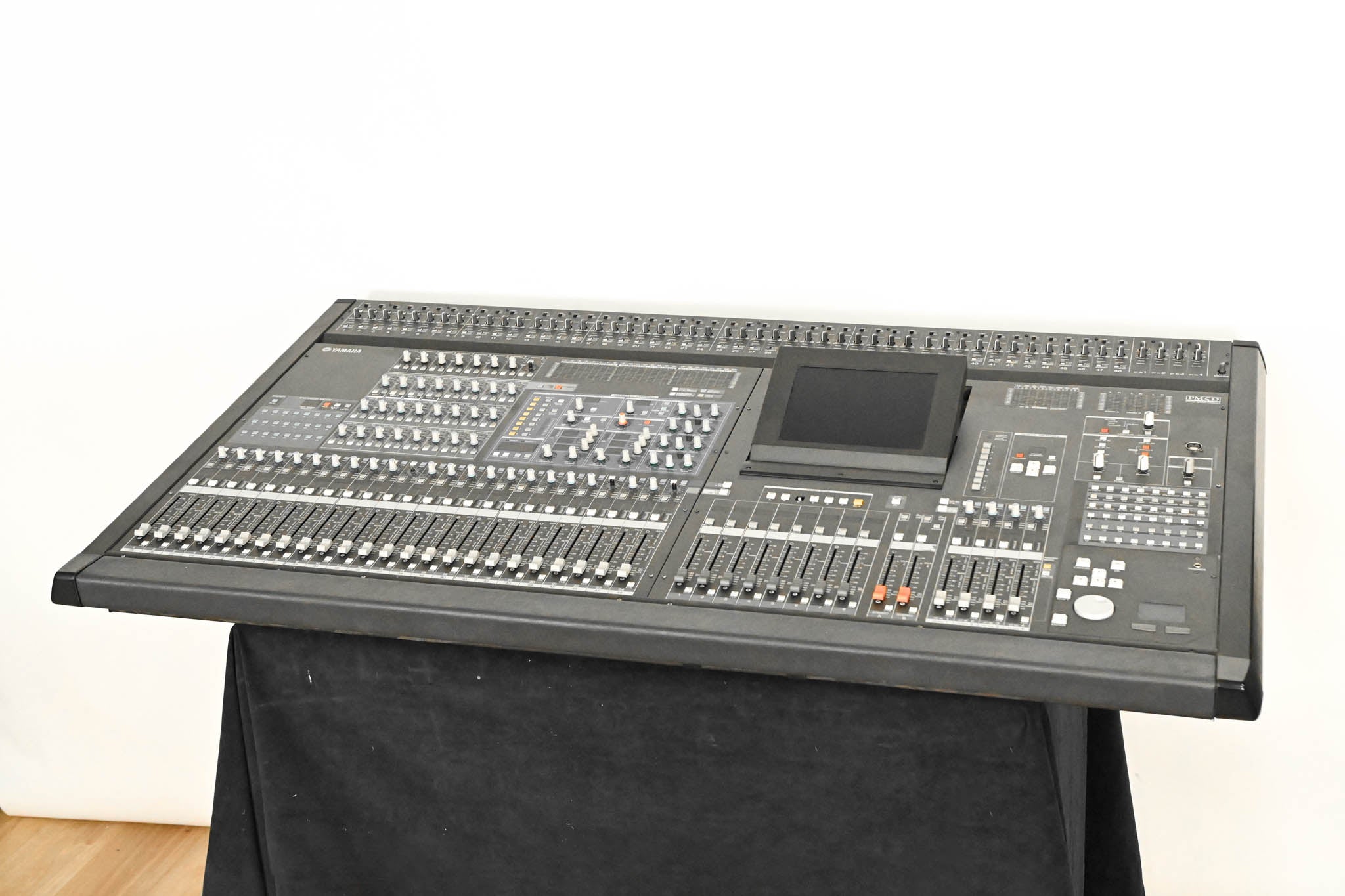 Yamaha PM5D 48-Channel Digital Audio Mixing Console