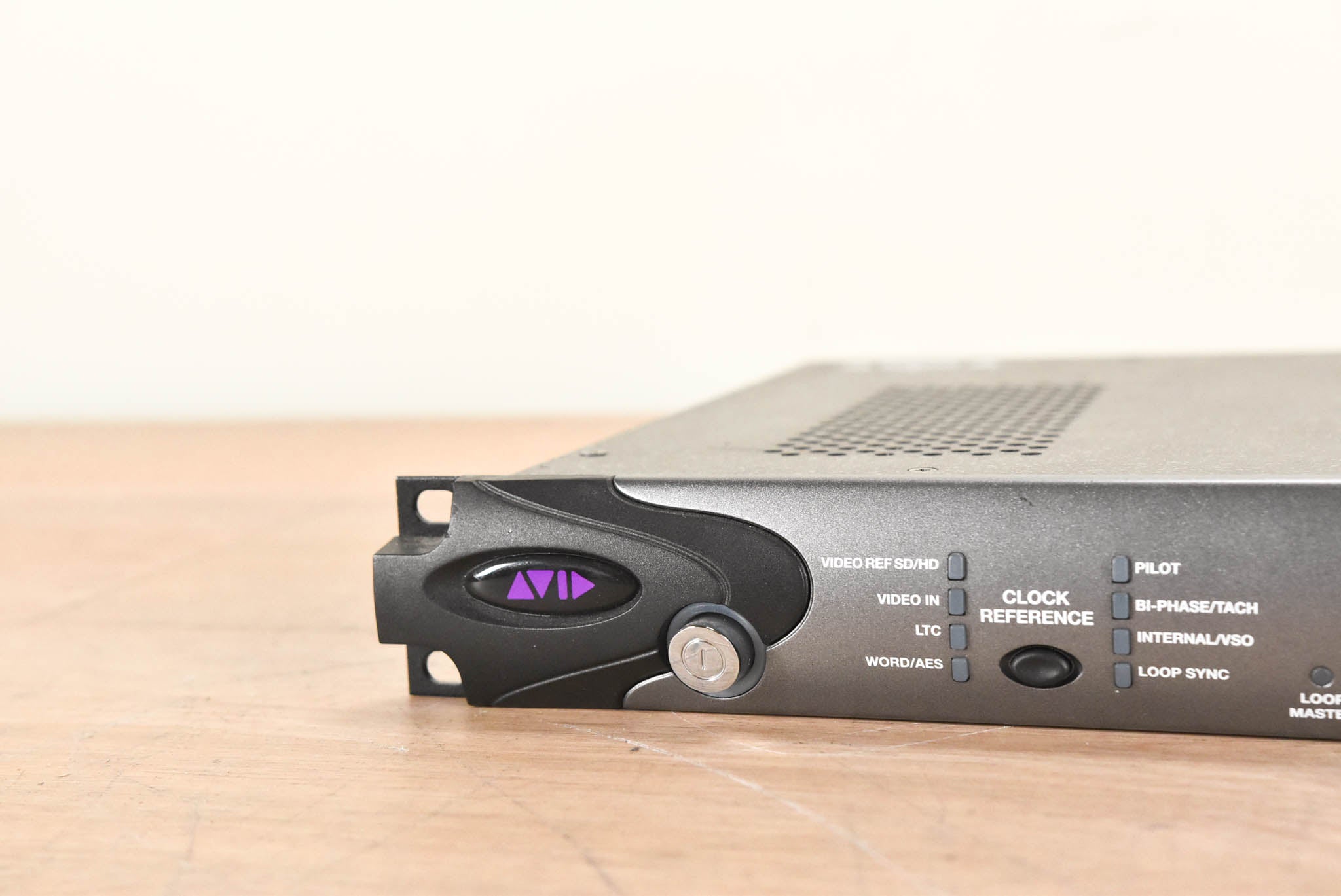 AVID SYNC HD Master Clock