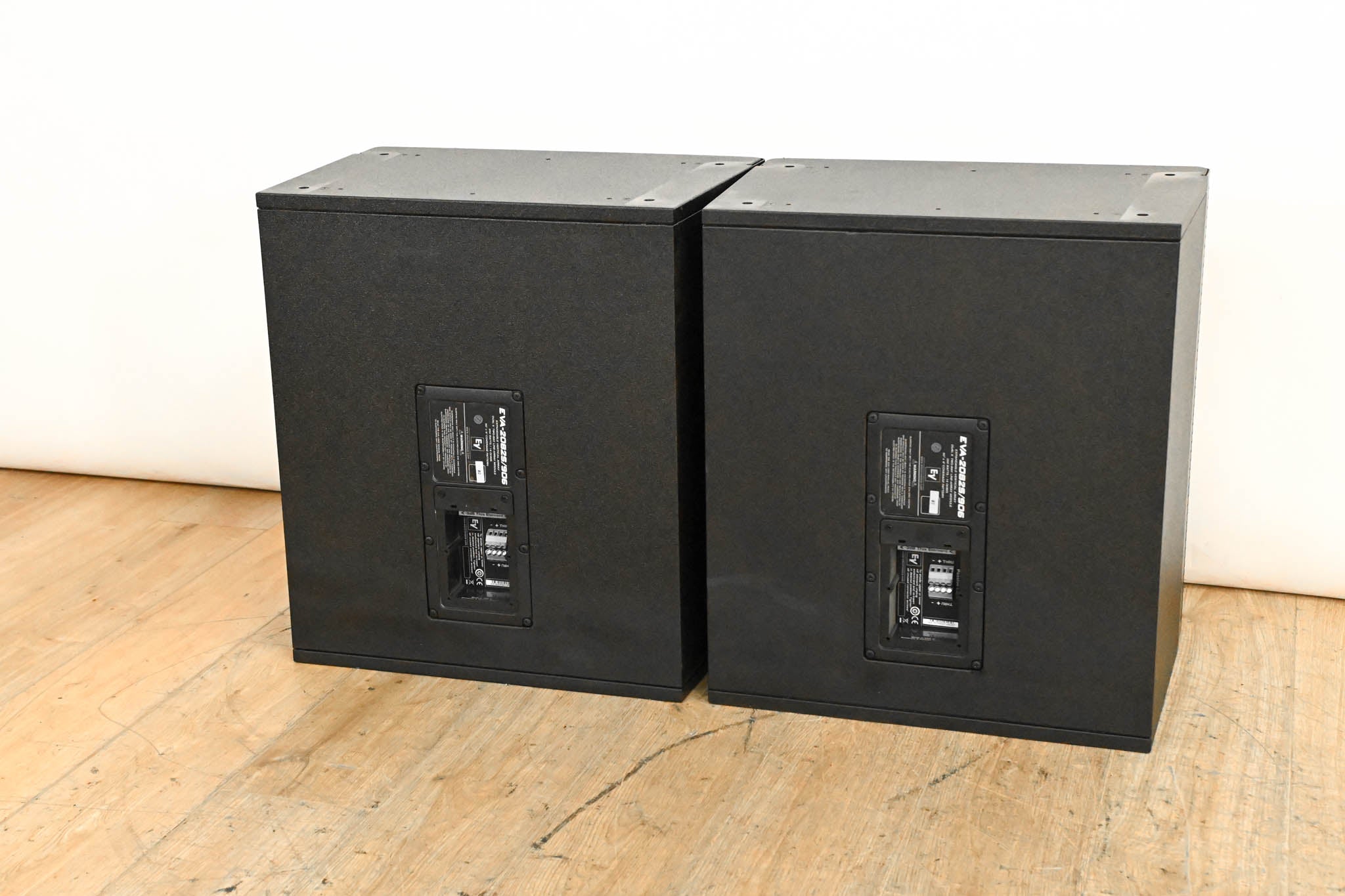 Electro-Voice (EV) EVA-2082S/906 Full-Range Line-Array Speaker (PAIR)