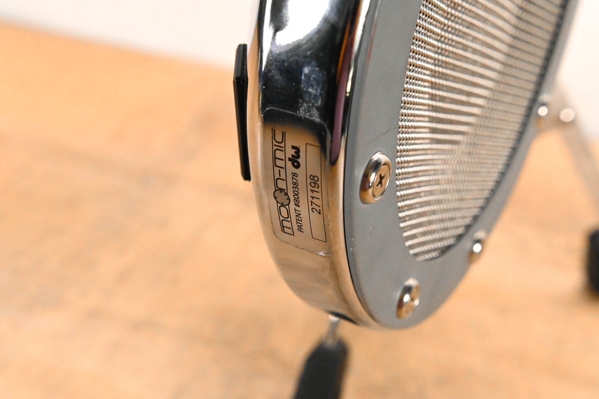 DW Moon Mic Cardioid Dynamic Kick Drum Microphone with Stand