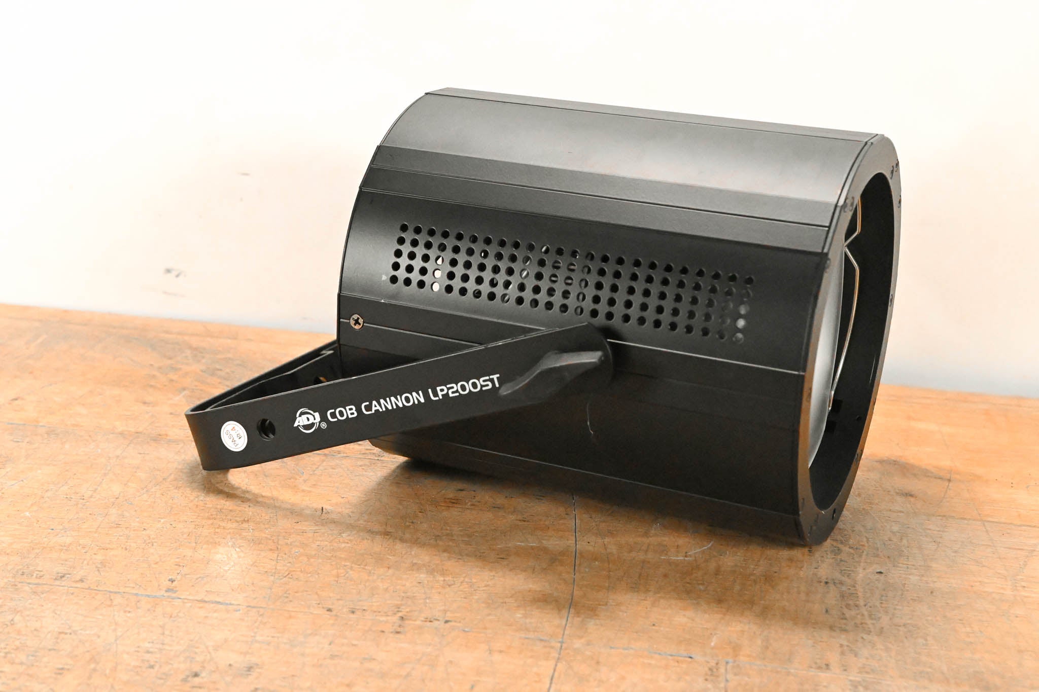 ADJ COB Cannon LP200ST 200W Chip On Board Color Mixing Wash Fixture