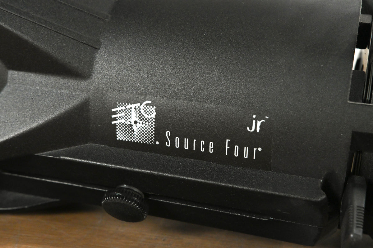 ETC Source Four Jr 26 Degree 575 Ellipsoidal Light