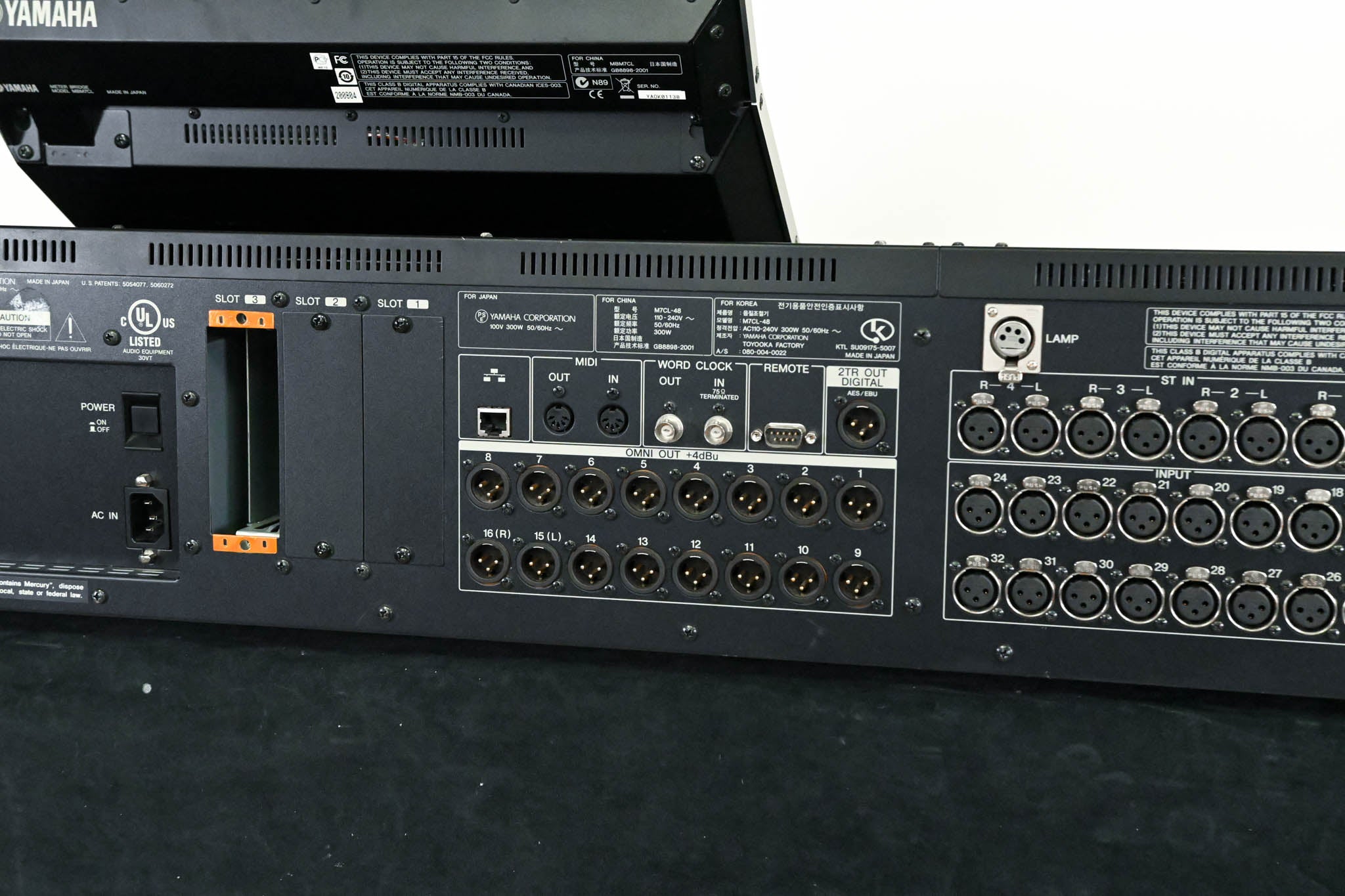 Yamaha M7CL-48 48-Channel Digital Audio Mixing Console
