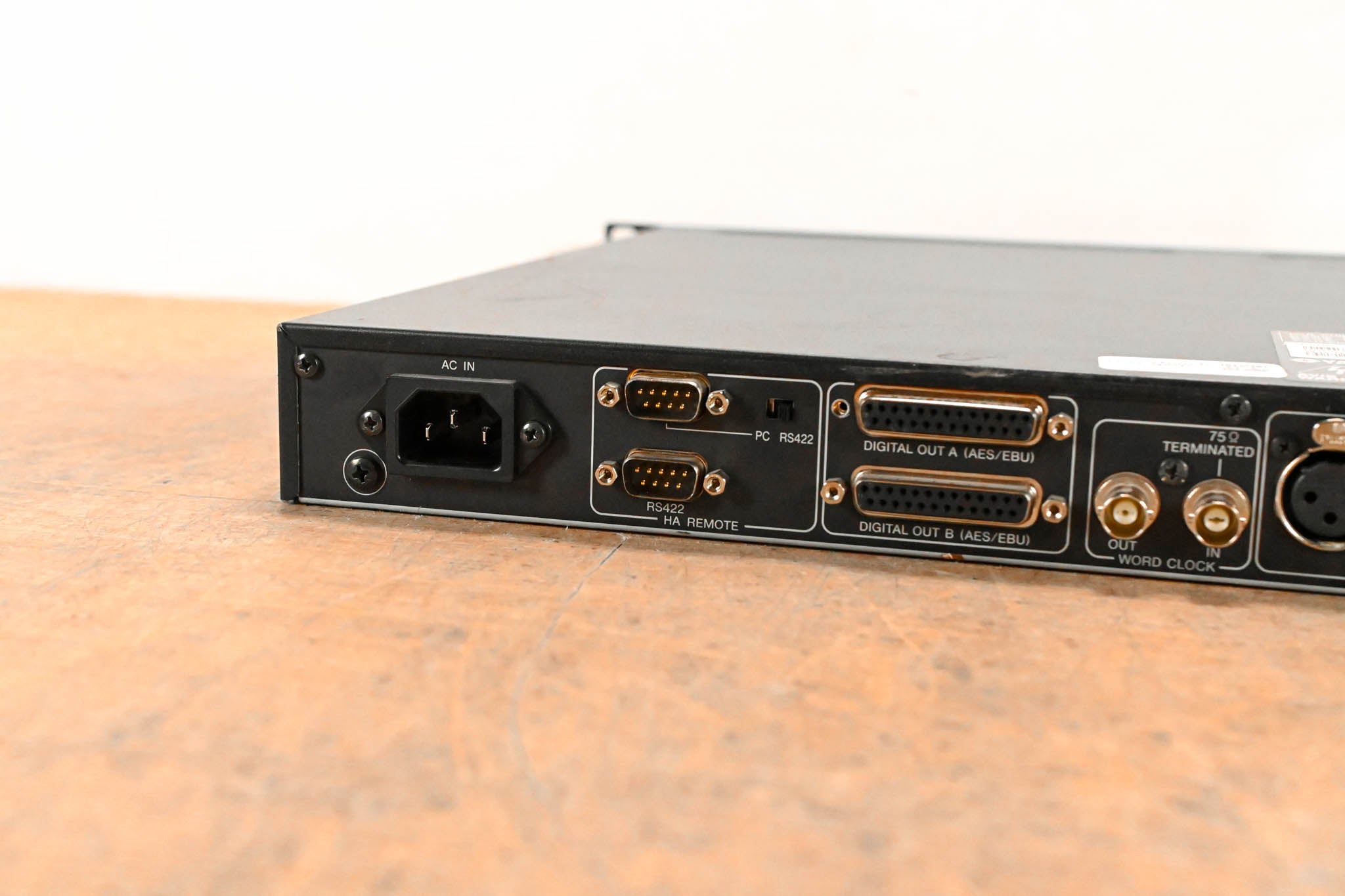 Yamaha AD8HR AD Converter with Remote Preamp