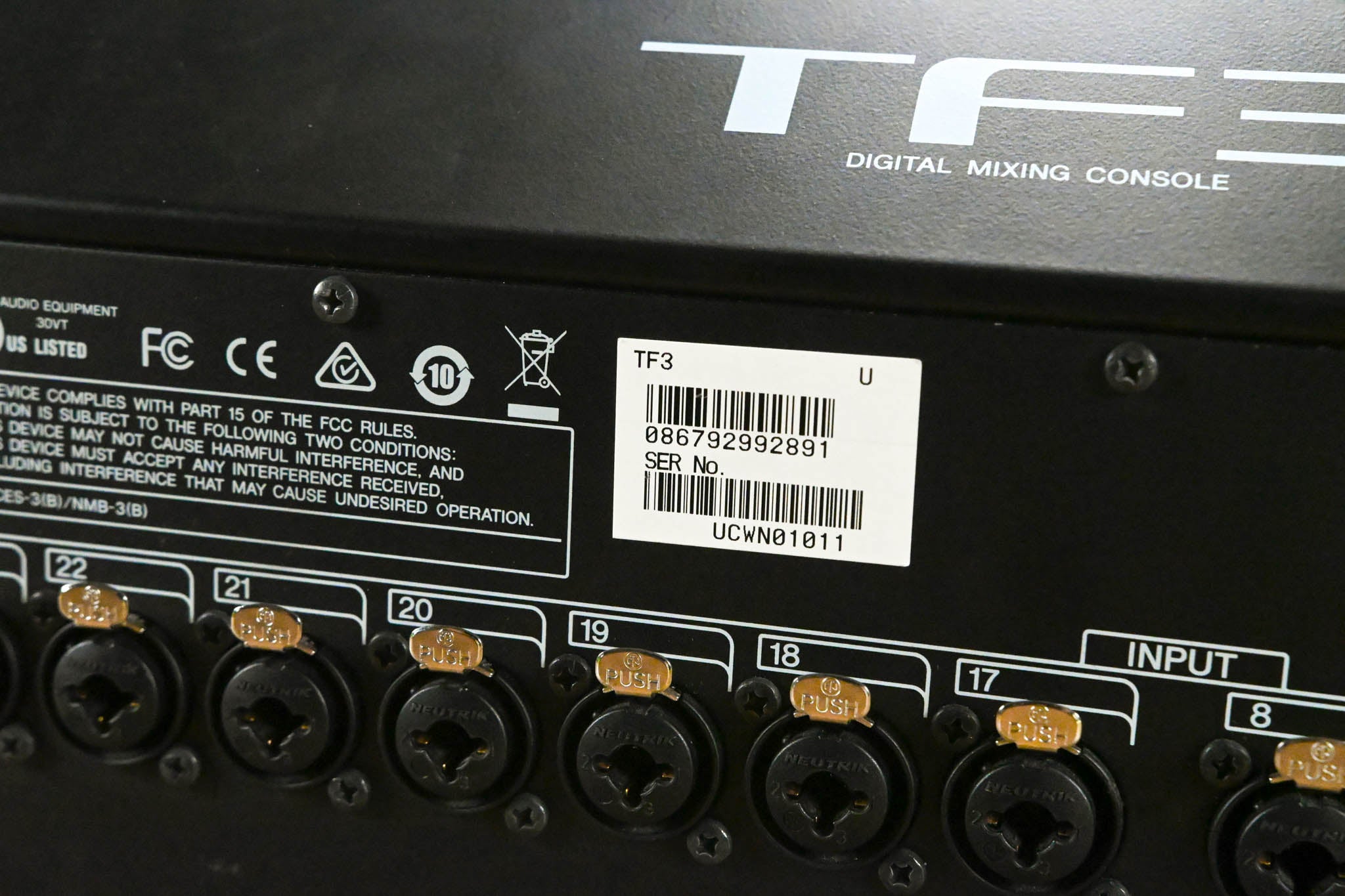 Yamaha TF3 24-Channel Digital Audio Mixer